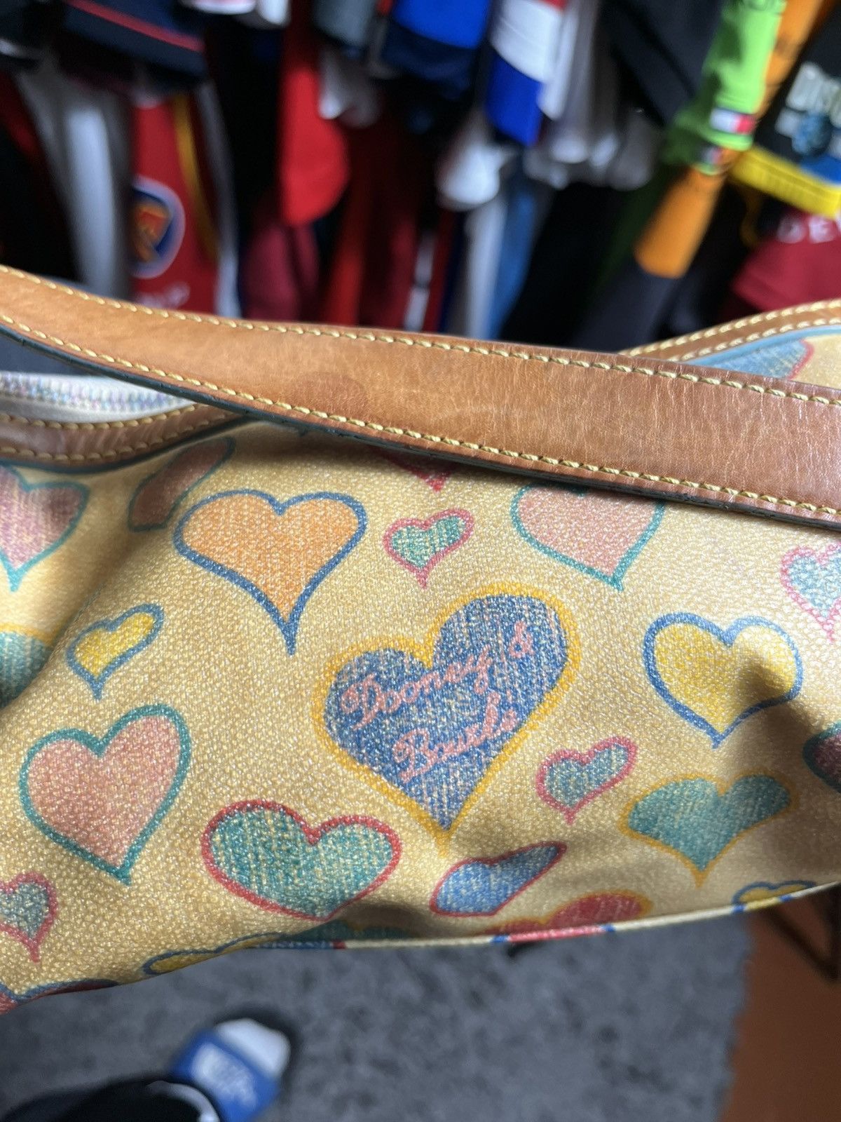 Dooney & Bourke AUTHENTIC DOONEY & BOURKE HEART LEATHER PINK SHOULDER BAG Size ONE SIZE - 6 Thumbnail
