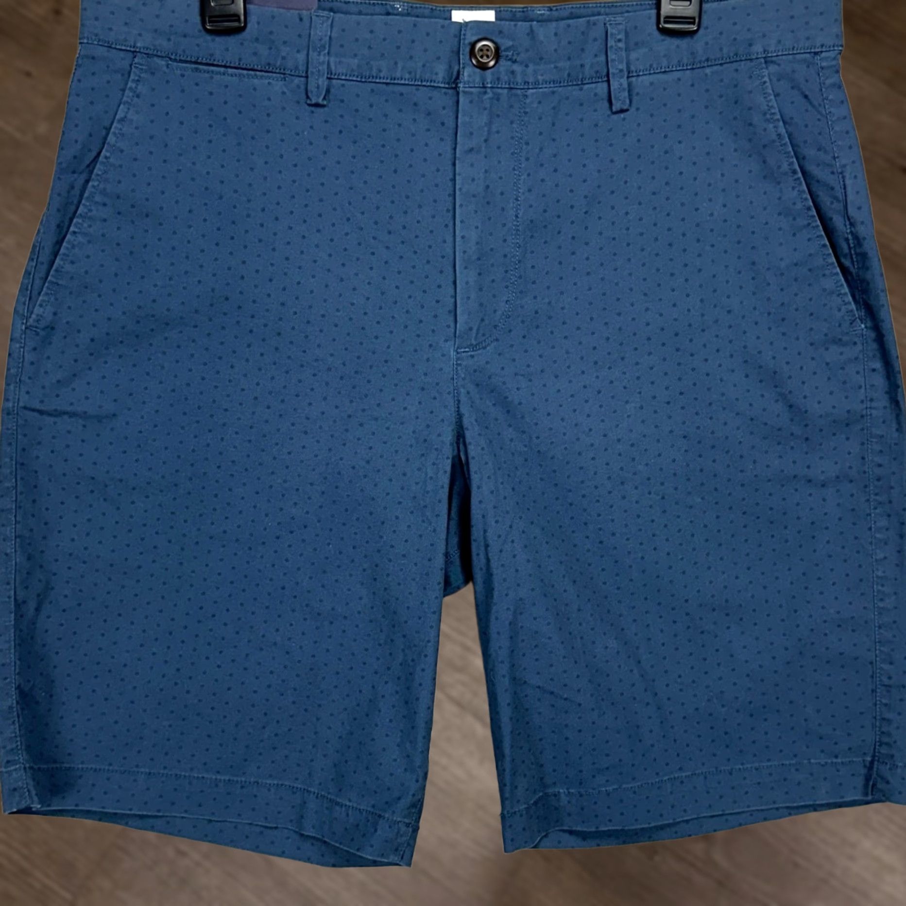 Gap GAP Men Khakis Shorts 34X10 Blue Casual Flat Front Pockets Geometric Stretch NEW Size US 34 / EU 50 - 1 Thumbnail