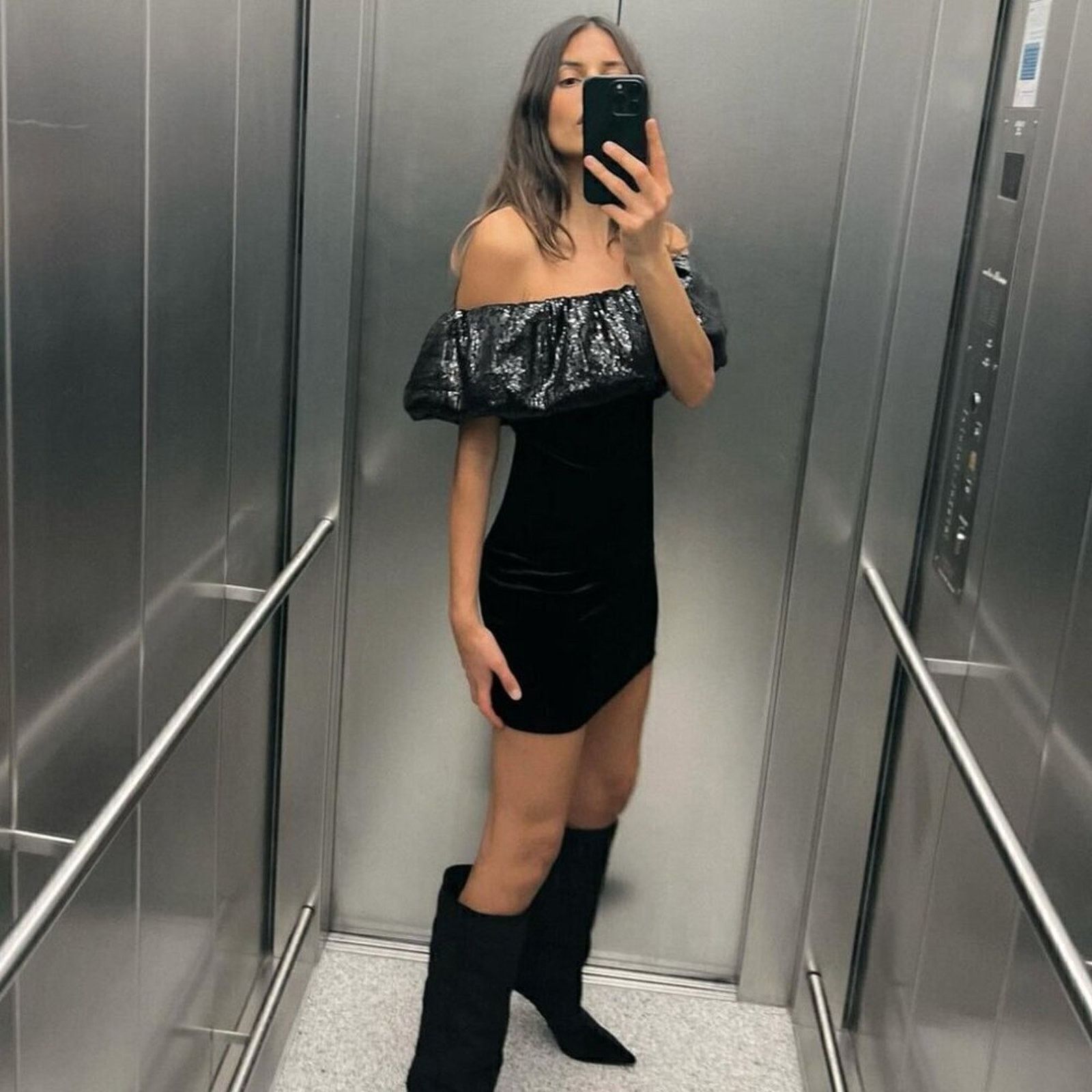 Zara ZARA Off-Shoulder Sequin Bubble Velvet Mini Dress NWT (L) Size L / US 10 / IT 46 - 9 Thumbnail
