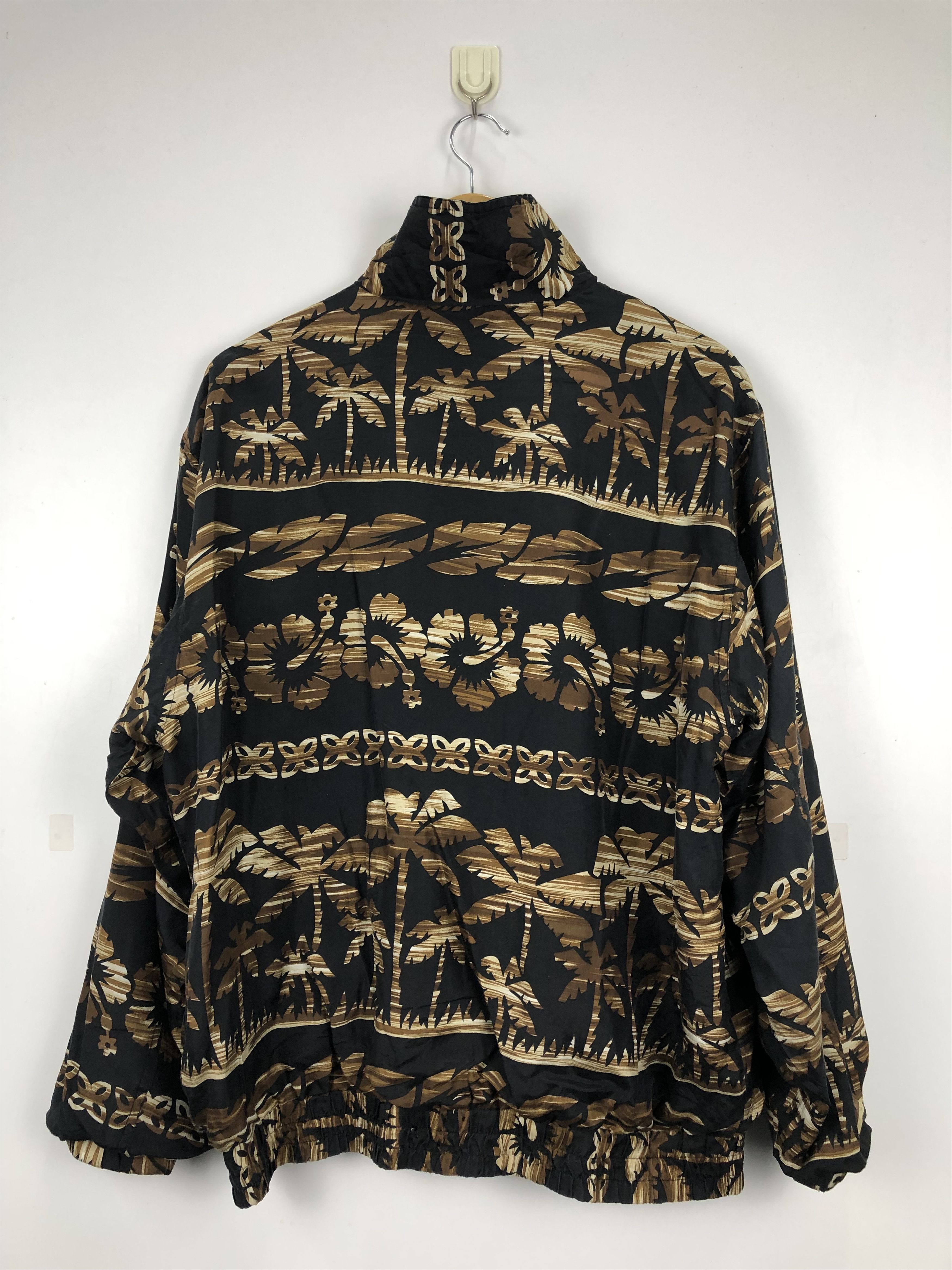 Vintage Vintage Hawaiian Silk Floral Design Zipper Jacket J0722 Size US M / EU 48-50 / 2 - 3 Thumbnail