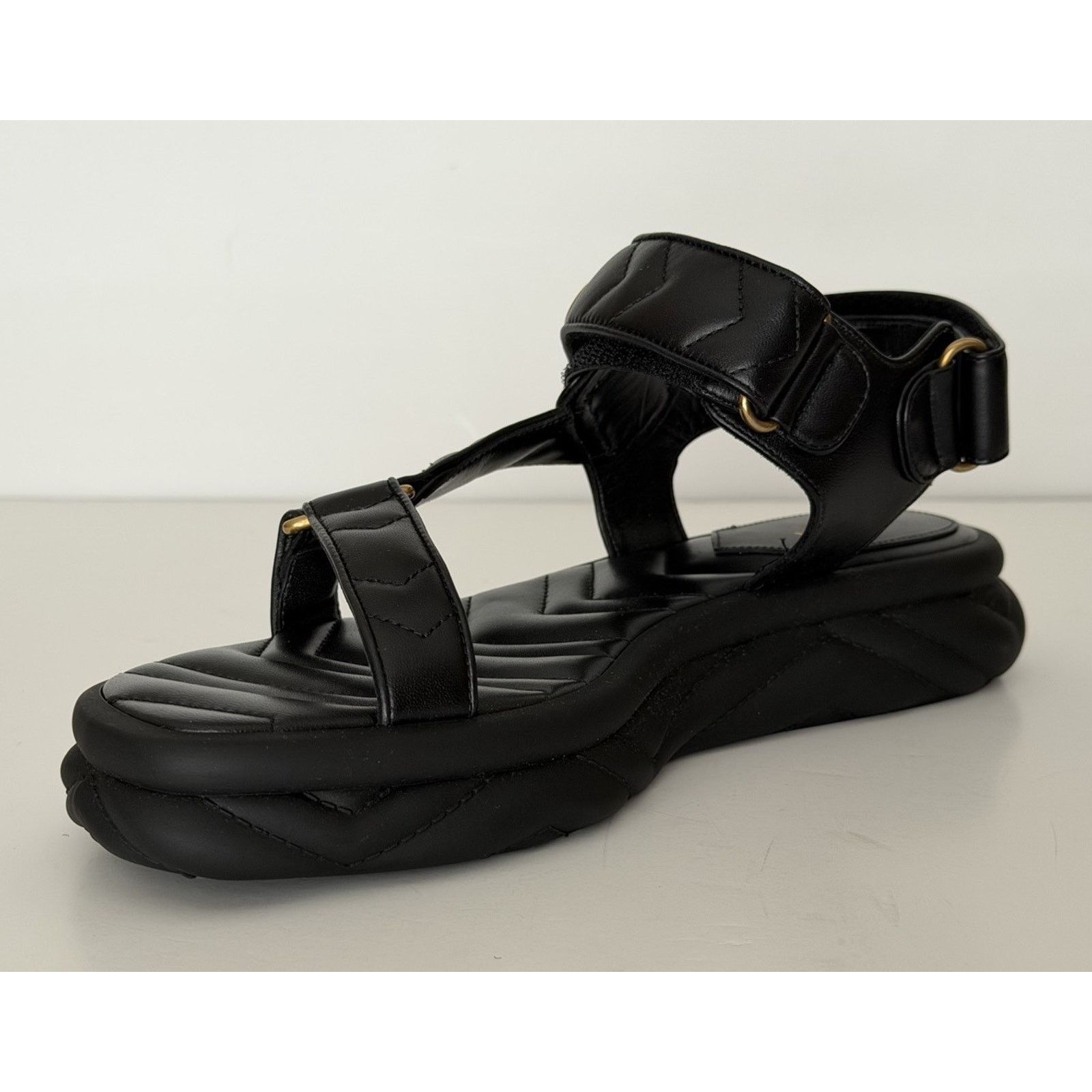 Gucci Gucci GG Quilted Open Toe Black Leather Sandals 10 US 776936 Size US 10 / IT 40 - 4 Thumbnail