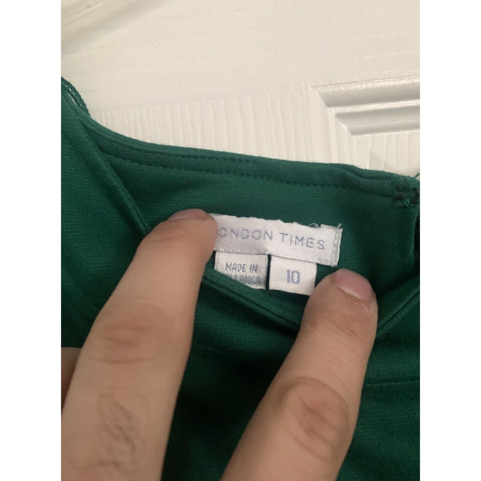 Vintage NWT London Times Dress Women Size 10 Green Short Sleeve Scoop Neck Knee Length Pencil Dress Regular Size L / US 10 / IT 46 - 2 Thumbnail