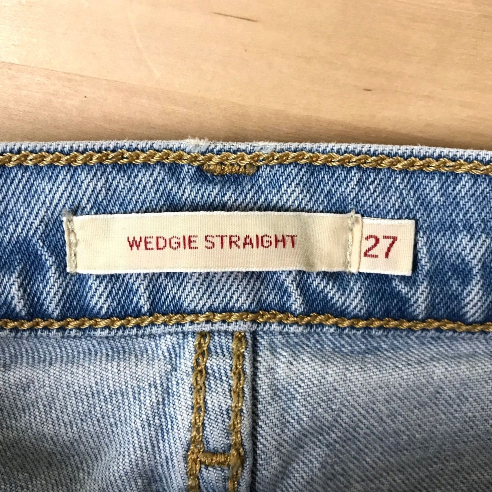 Levi's Levis Premium Wedgie Straight Jeans Light Wash Blue Distressed High Rise 27 Womens Size 27" / US 4 / IT 40 - 7 Thumbnail