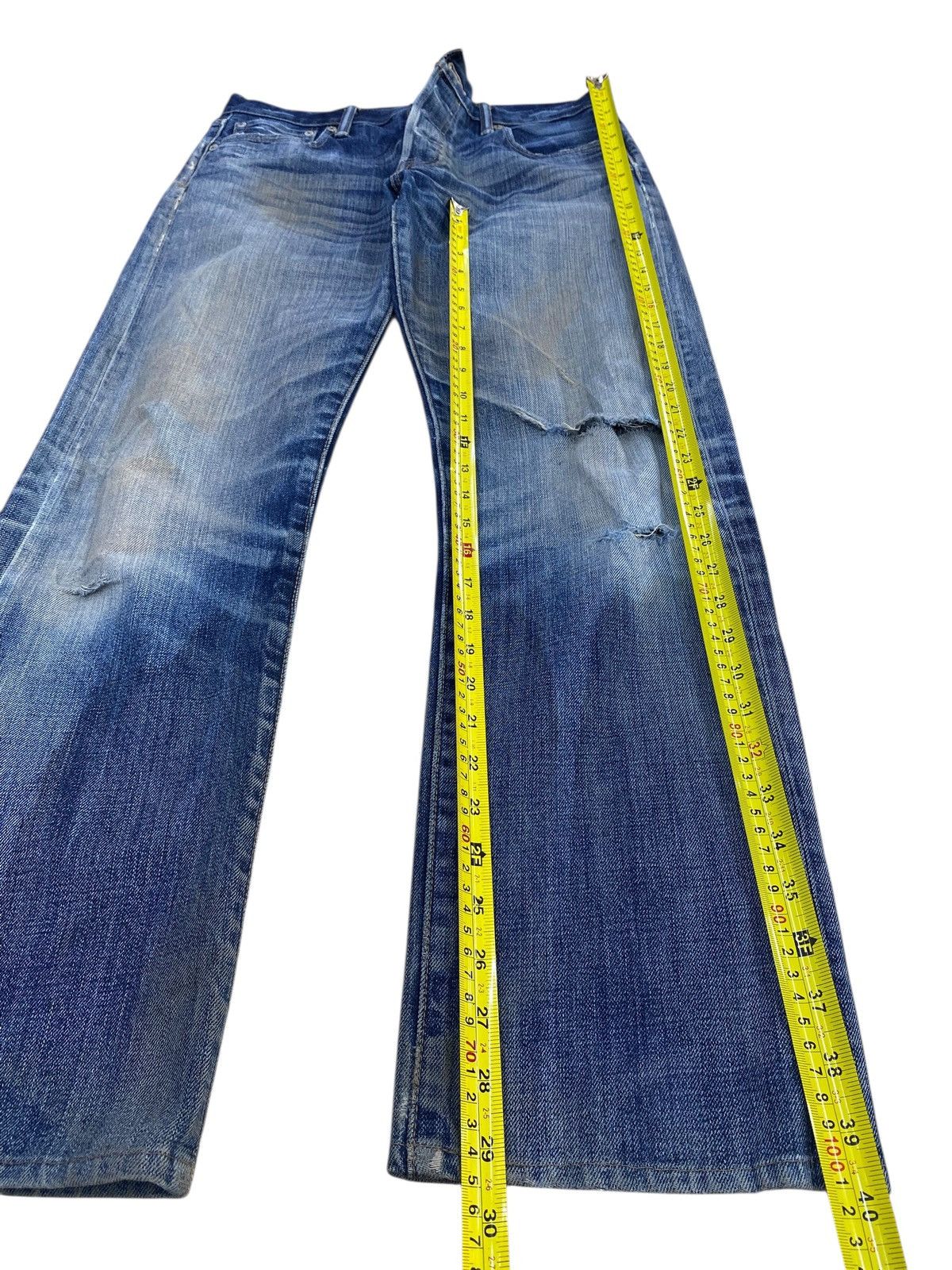 Levi's Vintage Levi’s Blue Faded Wash Style Ripped Jeans Size US 32 / EU 48 - 7 Thumbnail