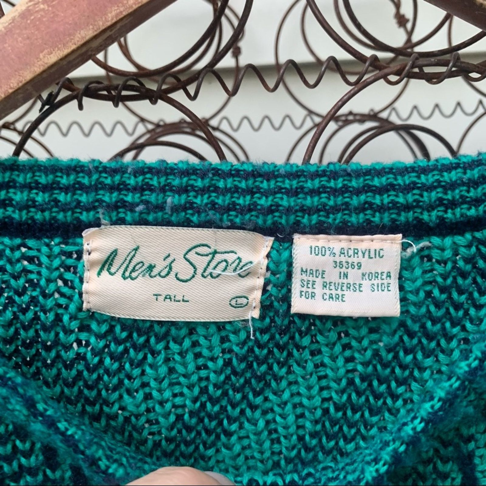 Vintage Vintage Men’s Store Tall chevron pattern teal navy sweater Size L / US 10 / IT 46 - 4 Thumbnail