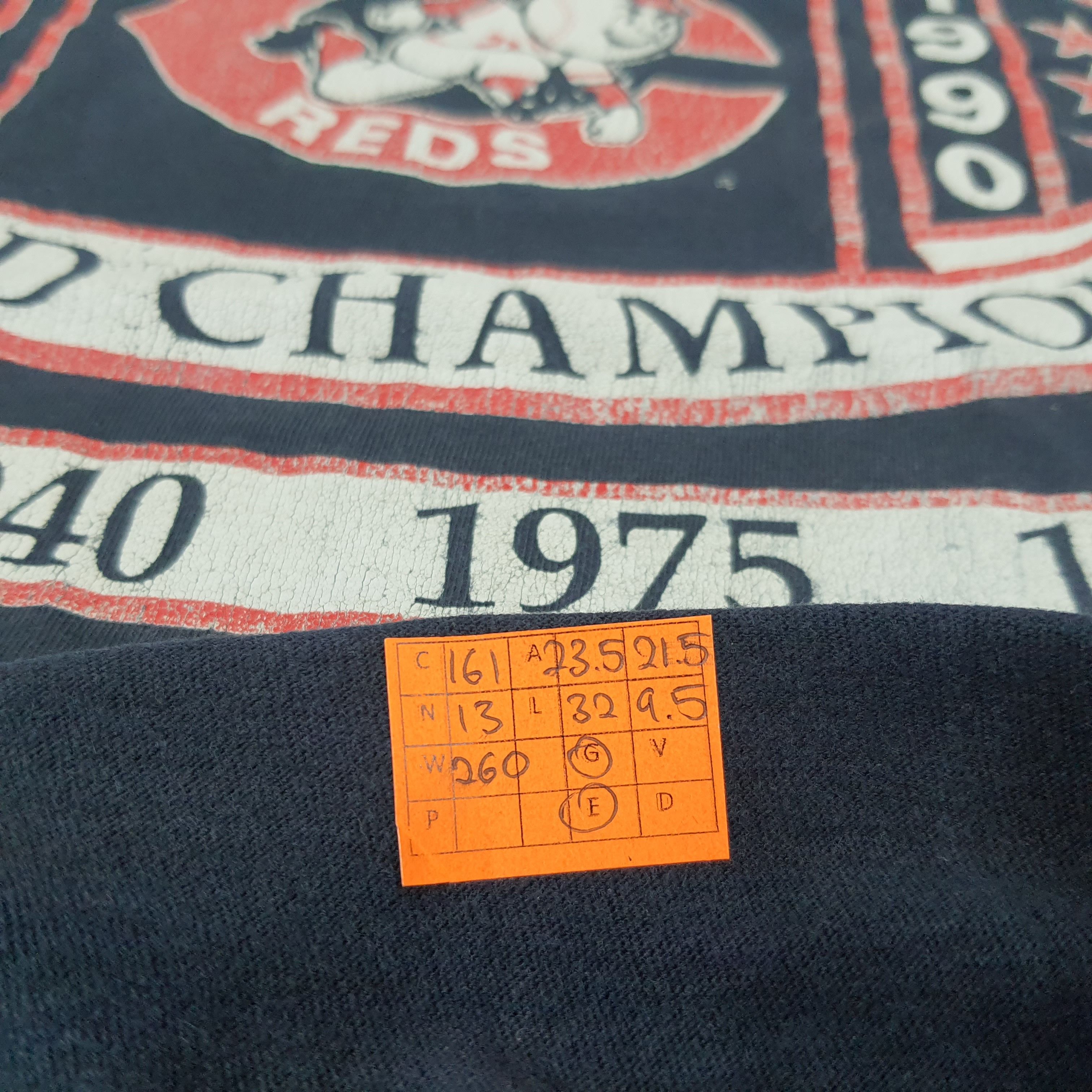 Vintage Vintage Cincinnati Reds American 90s Baseball Team T-shirt Size US XL / EU 56 / 4 - 8 Thumbnail