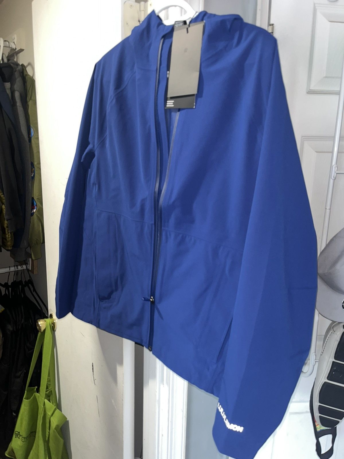 Lululemon Lululemon Stretch Jacket XS(Fits XS and Small) Retail $250 Size US XS / EU 42 / 0 - 1 Thumbnail