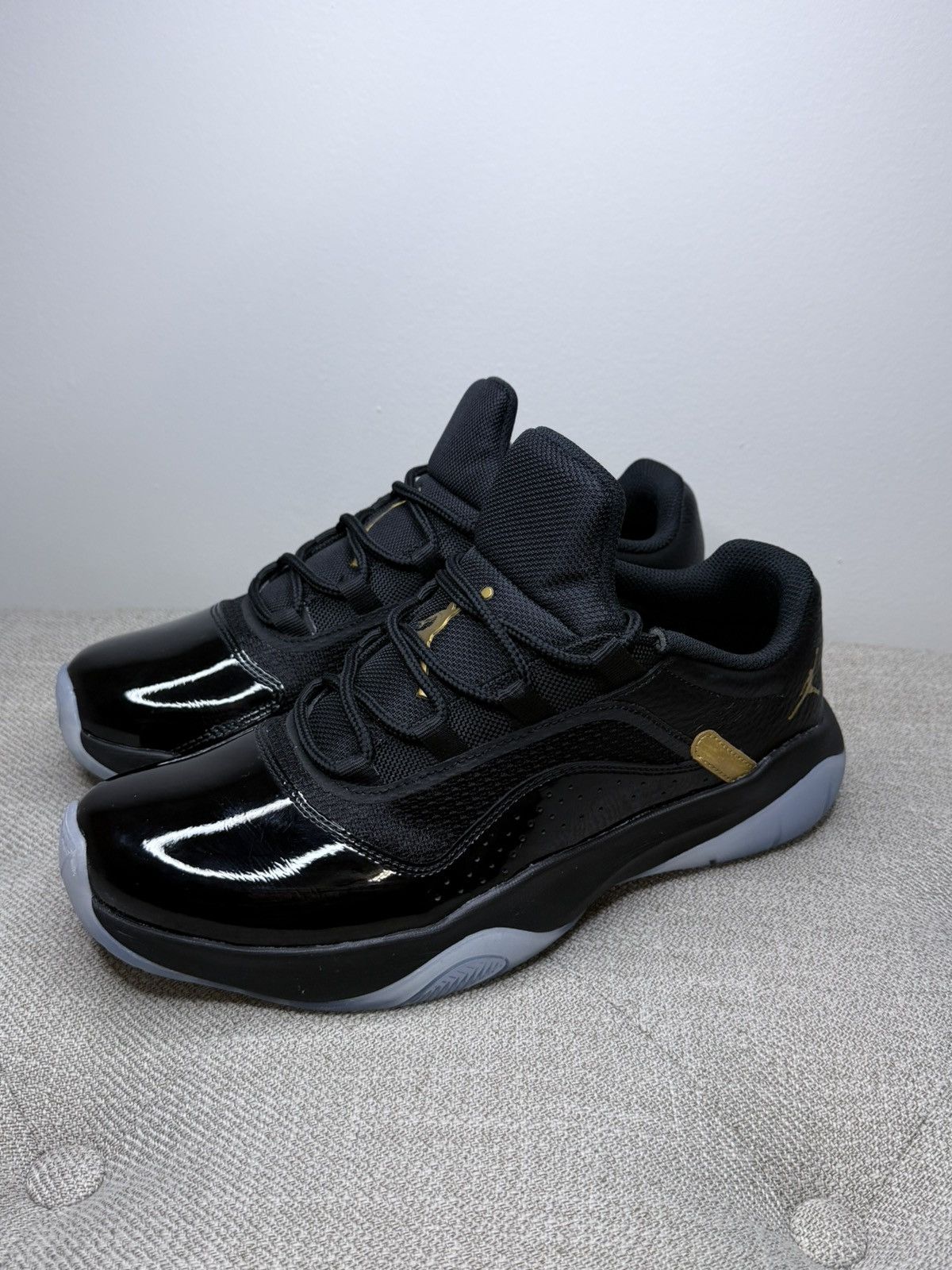 Jordan Brand Nike Air Jordan 11 CMFT Low DO0613-007 Mens Sz 8.5 Size US 8.5 / EU 41-42 - 6 Thumbnail