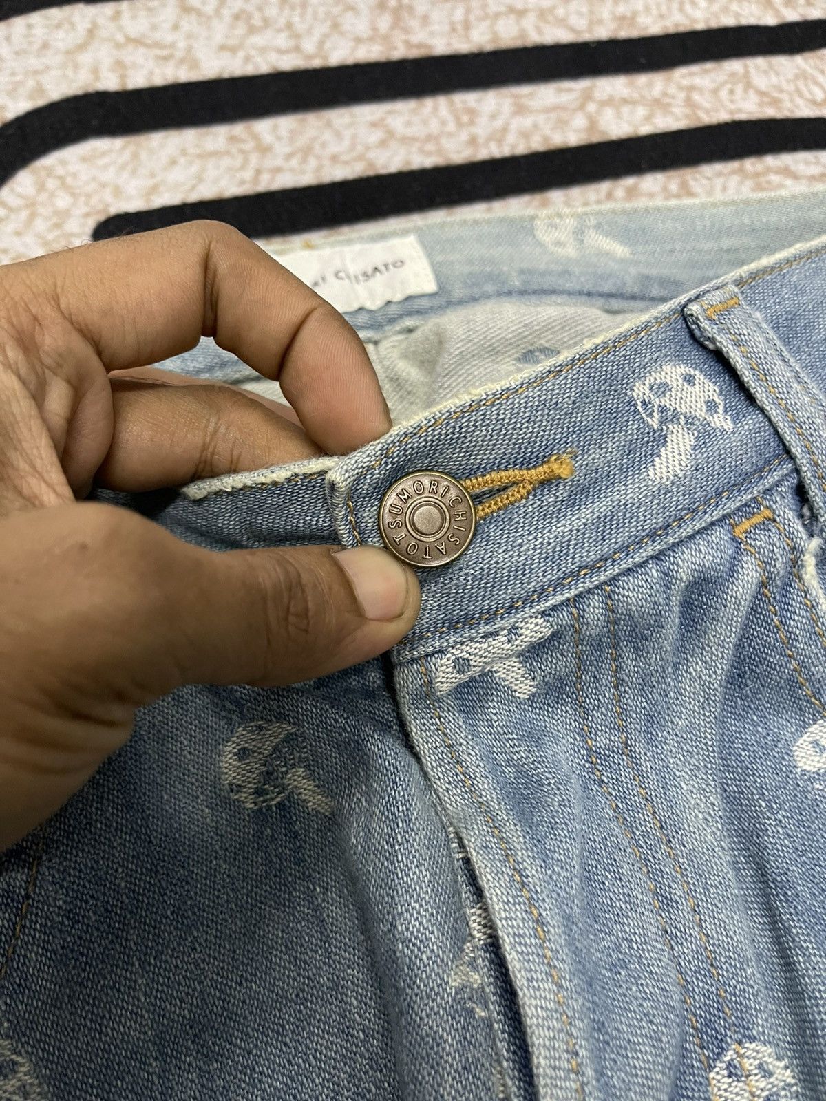 Issey Miyake 2000s ISSEY MIYAKE FULLPRINT MUSHROOM JEANS RARE Size US 30 / EU 46 - 8 Thumbnail