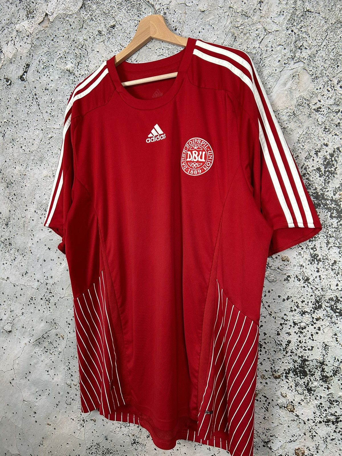 Adidas Vintage Adidas Denmark 2007 Soccer Jersey Football Sport Size US XXL / EU 58 / 5 - 2 Thumbnail