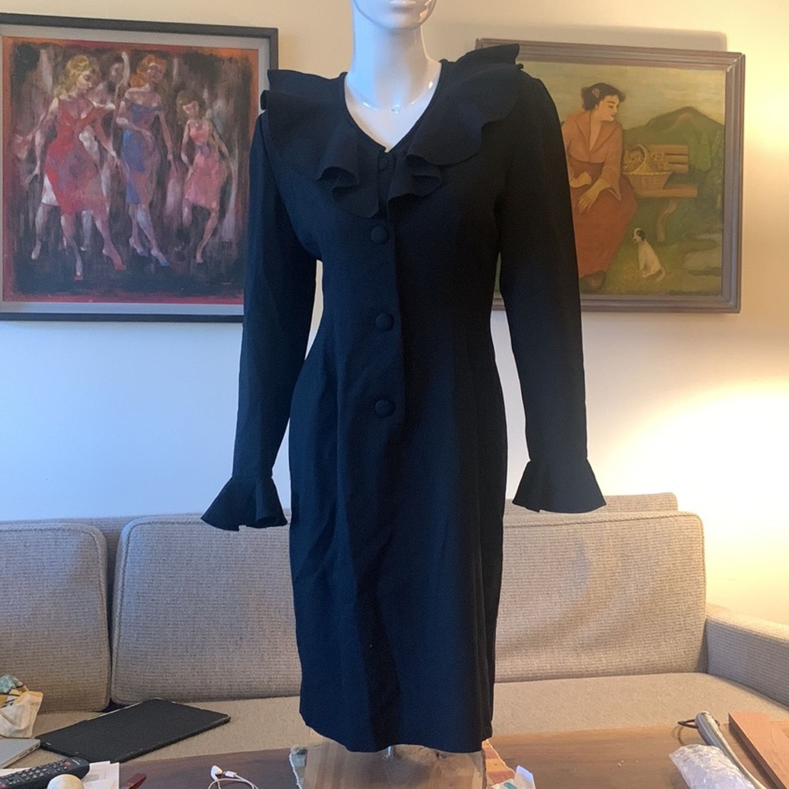 Vintage 80’s Oberon chic LBD black crepe cocktail dress Size L / US 10 / IT 46 - 1 Thumbnail