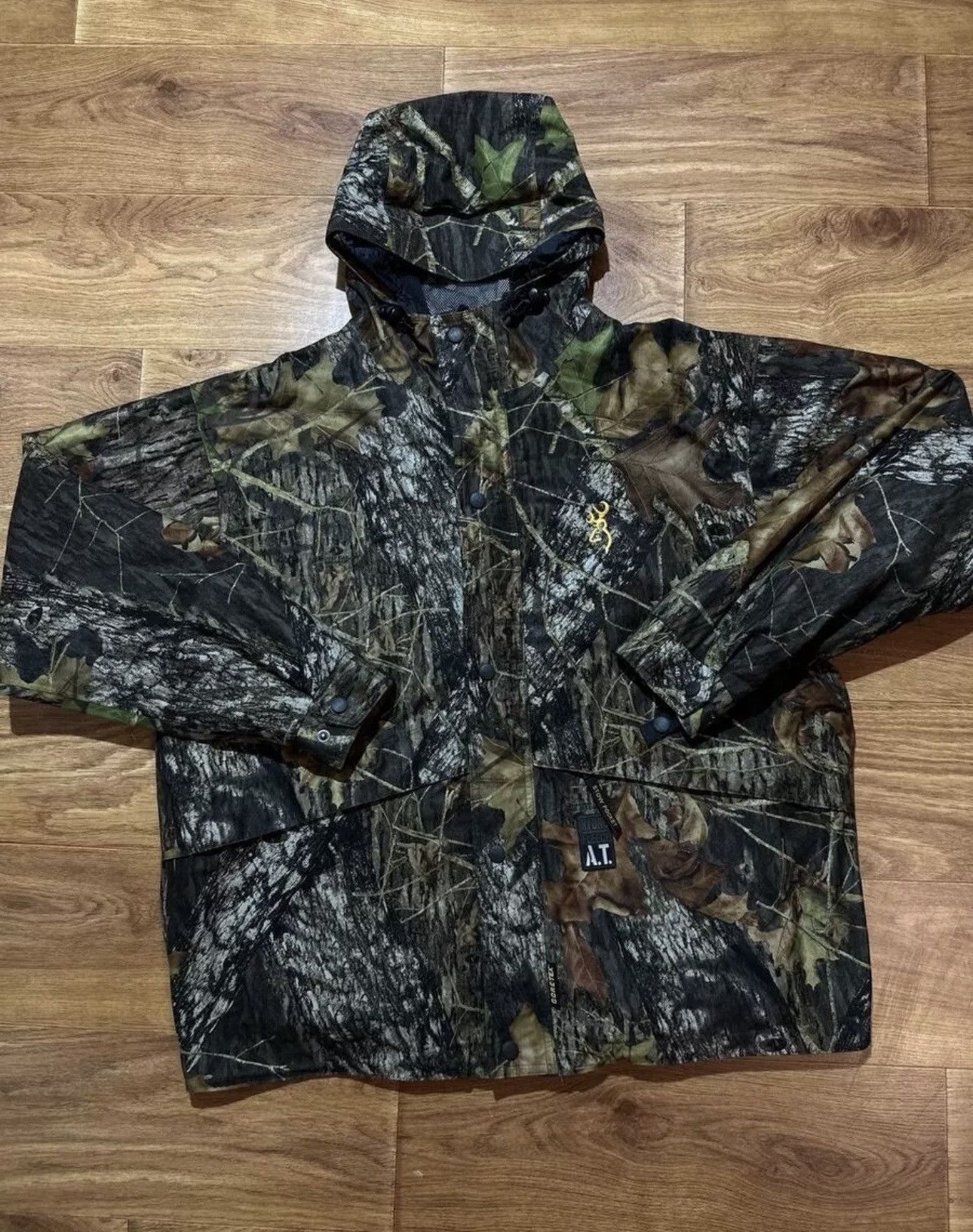 Vintage Y2K Minnesota Wild Windbreaker