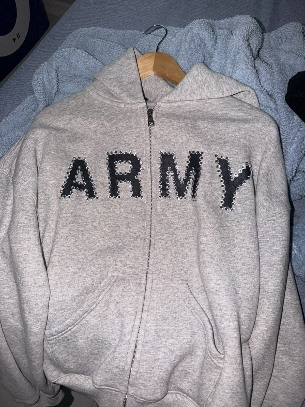 Other BUNDLE FOR IM HAPPY ARMY HOODIES Size US M / EU 48-50 / 2 - 4 Thumbnail