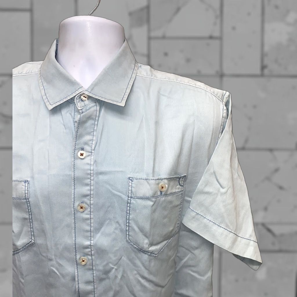 Tommy Bahama Tommy Bahama Shirt Men Blue Short Sleeve Button-Up L Cotton Blend Regular Size US L / EU 52-54 / 3 - 1 Thumbnail