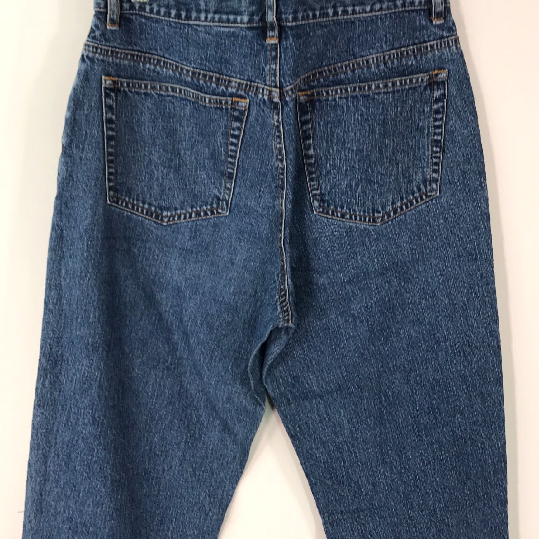 Eddie Bauer Eddie Bauer Denim Capri Shorts Women Size 8 Blue Flat Front Mid Rise Bermuda 22 Inseam Womens Size US 8 / IT 38 - 3 Thumbnail