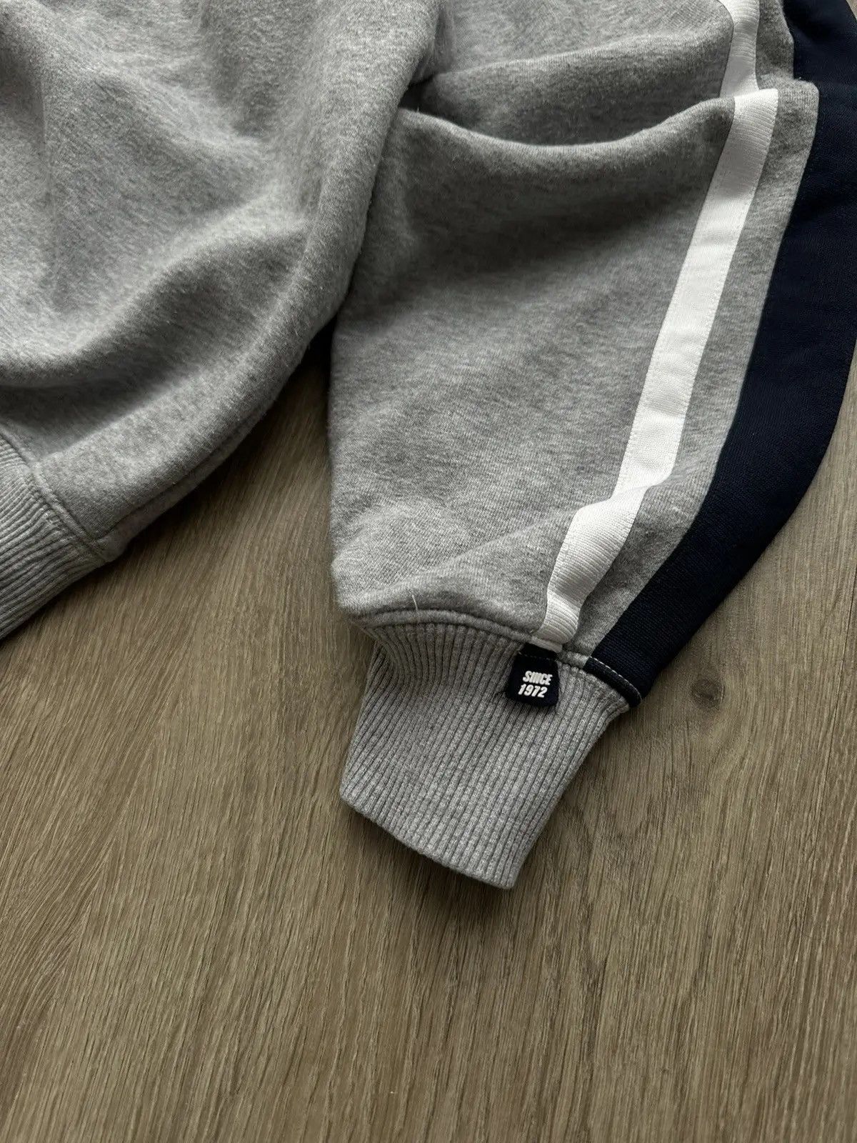 Nike × Nike ACG × Vintage Vintage Navy Nike Grey Sweatshirt Center Logo Size US L / EU 52-54 / 3 - 6 Thumbnail