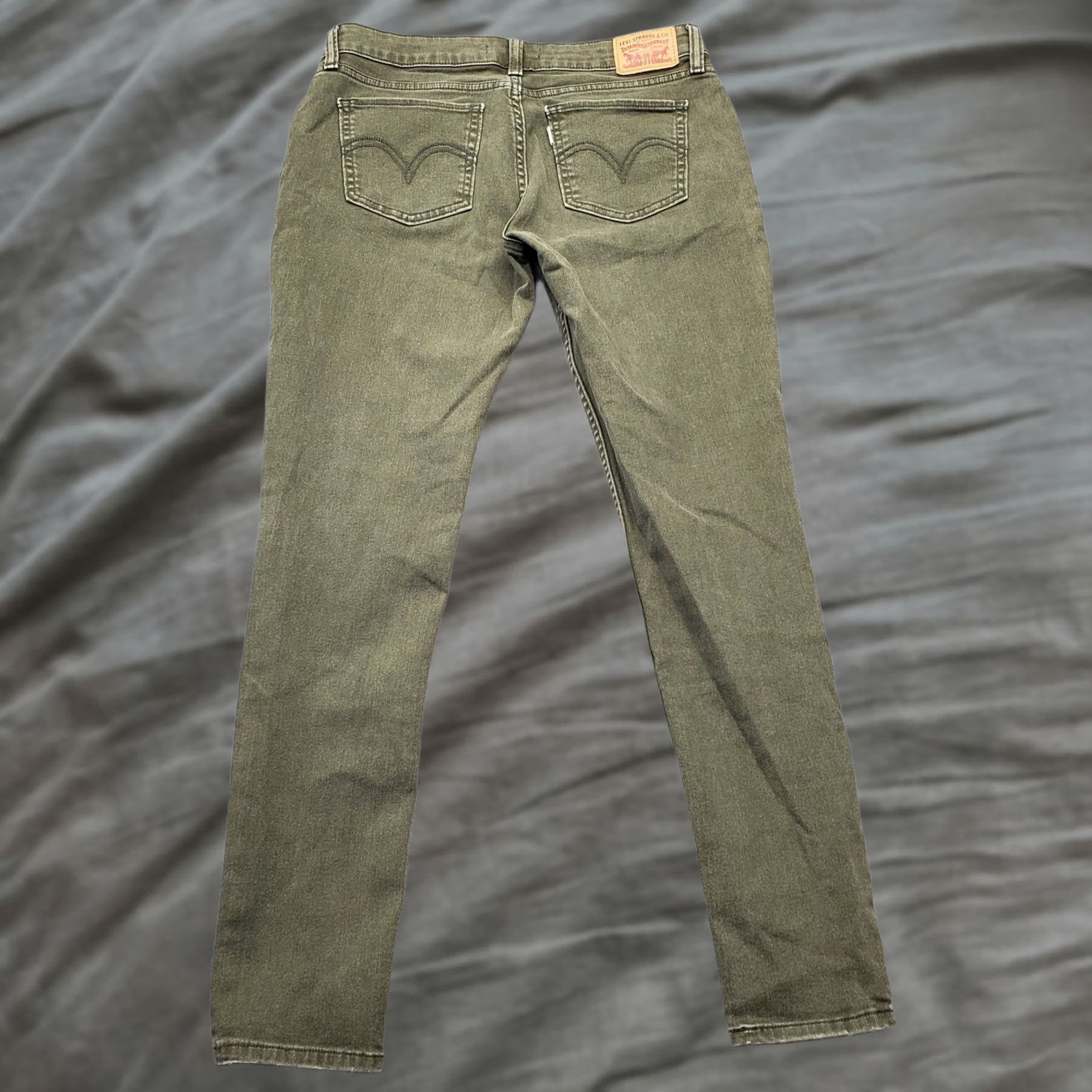 Levi's Levi's Jeans Womens 31x30 Green Denim White Tab Distressed 535 Super Skinny Leg Jeans Size 24" / US 00 / IT 34 - 1 Thumbnail