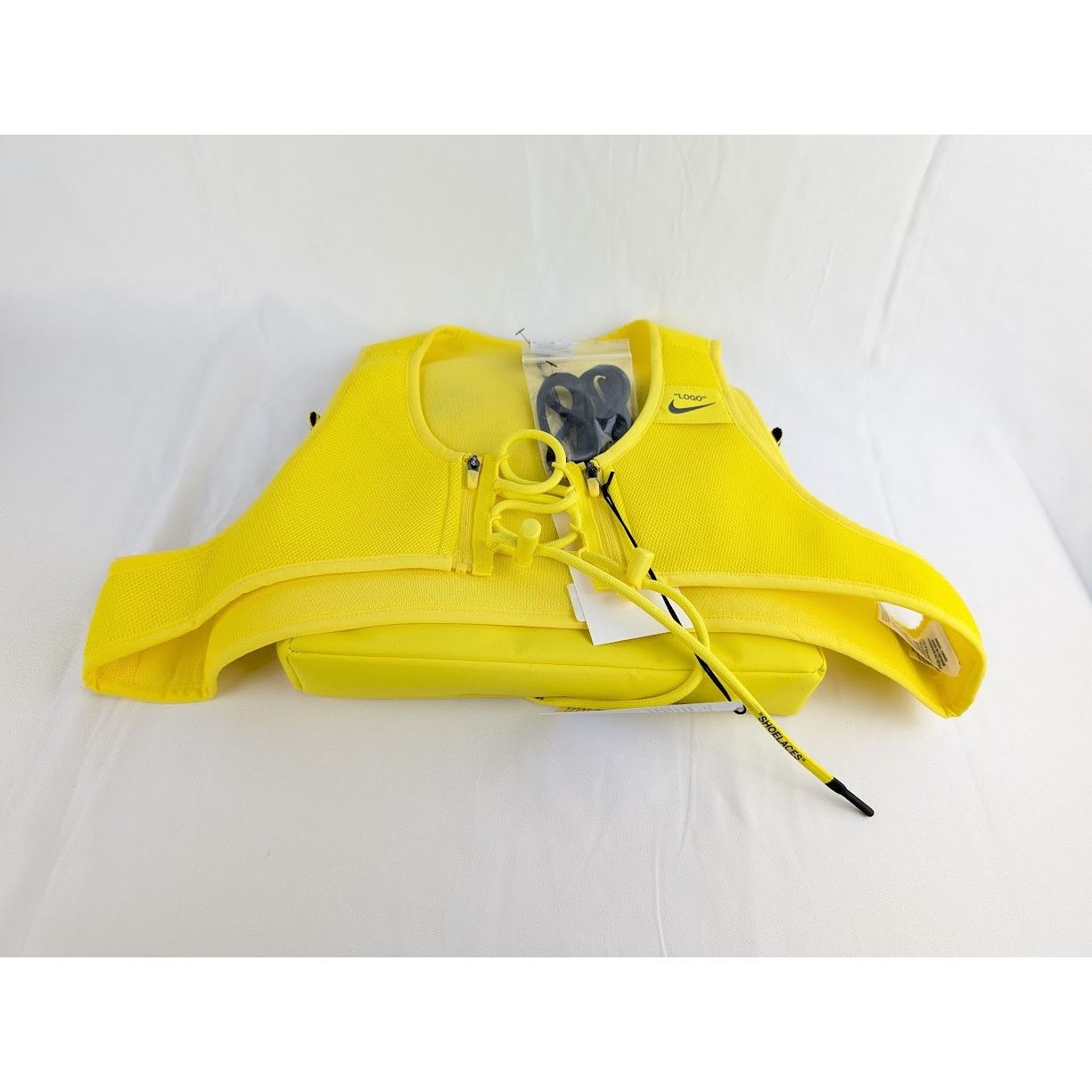Nike × Off-White o1rshd1 Cross Bib in Yellow Size XL / US 12-14 / IT 48-50 - 3 Thumbnail