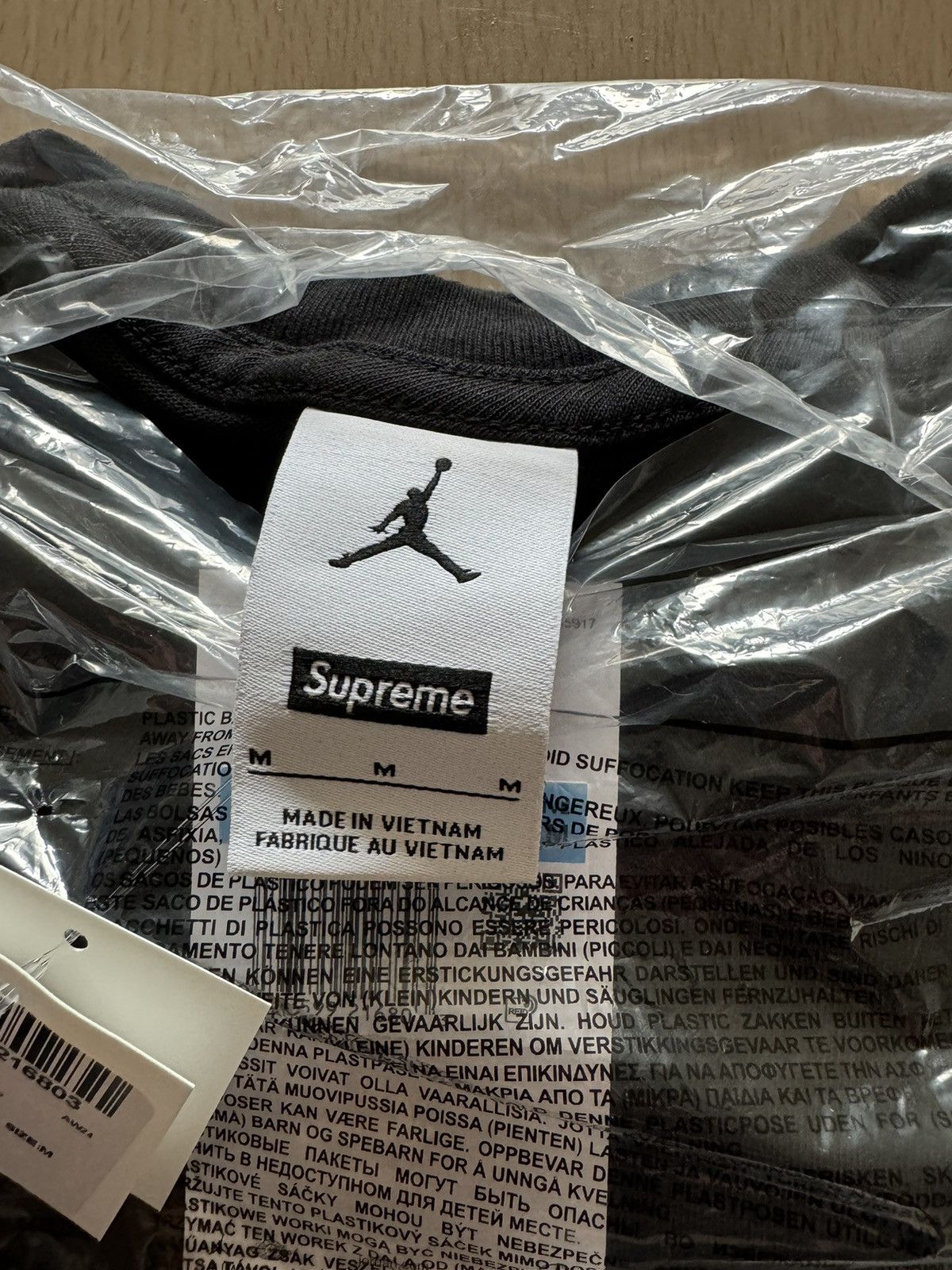 Jordan Brand × Supreme Supreme x Jordan brand biggie t- shirt size M Size US M / EU 48-50 / 2 - 2 Thumbnail
