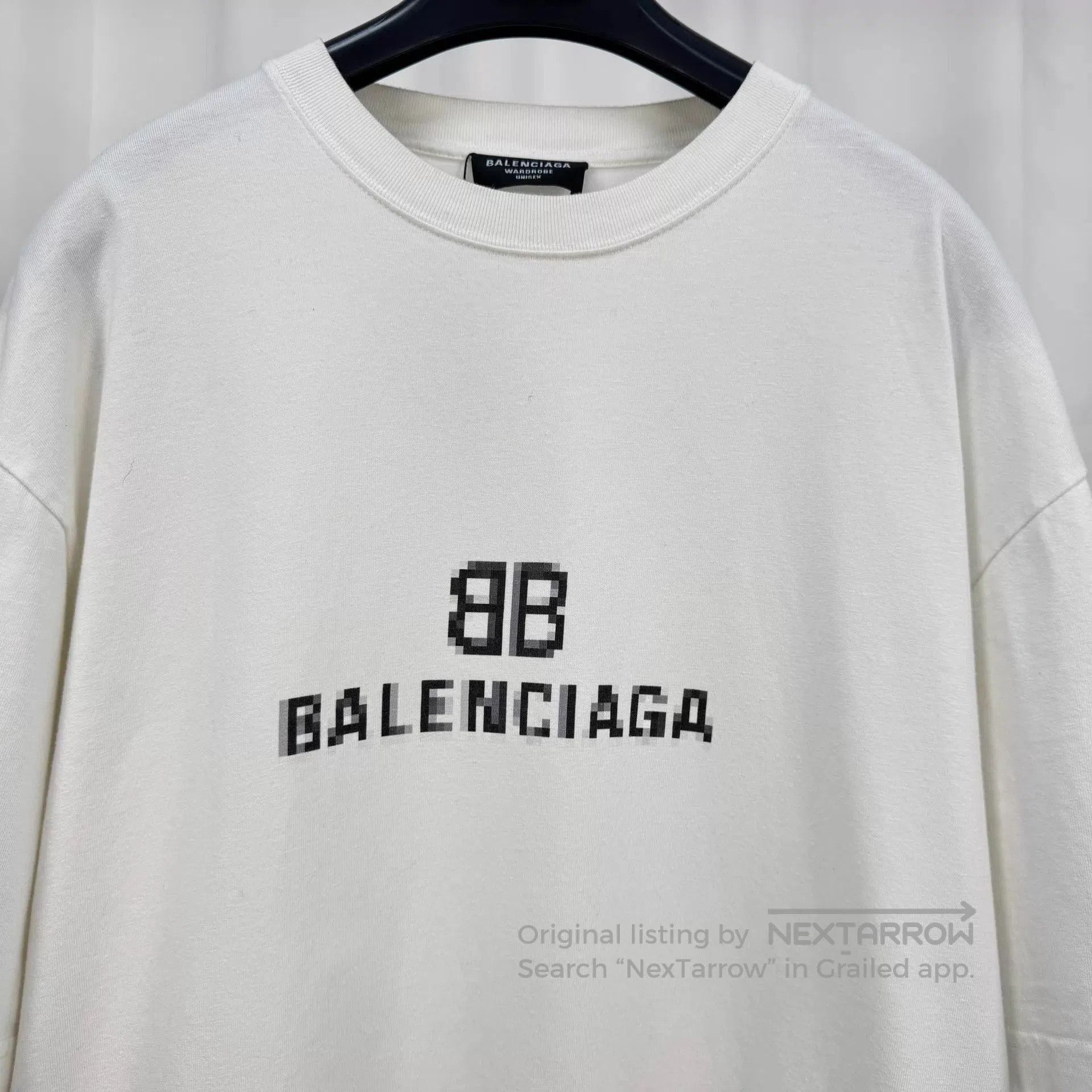 Balenciaga White Short Sleeve Oversized T. Size US S / EU 44-46 / 1 - 3 Thumbnail