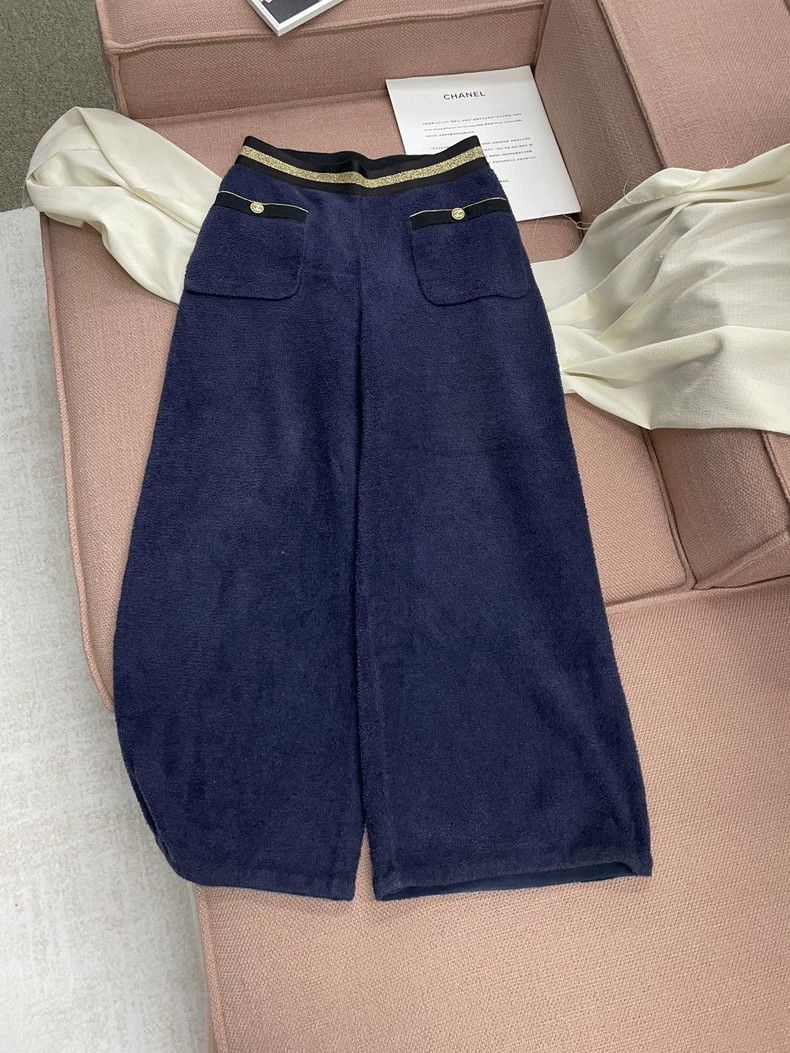 Chanel Chanel Blue gold-edged towel trousers Size 25" / US 0 / IT 36 - 1 Thumbnail