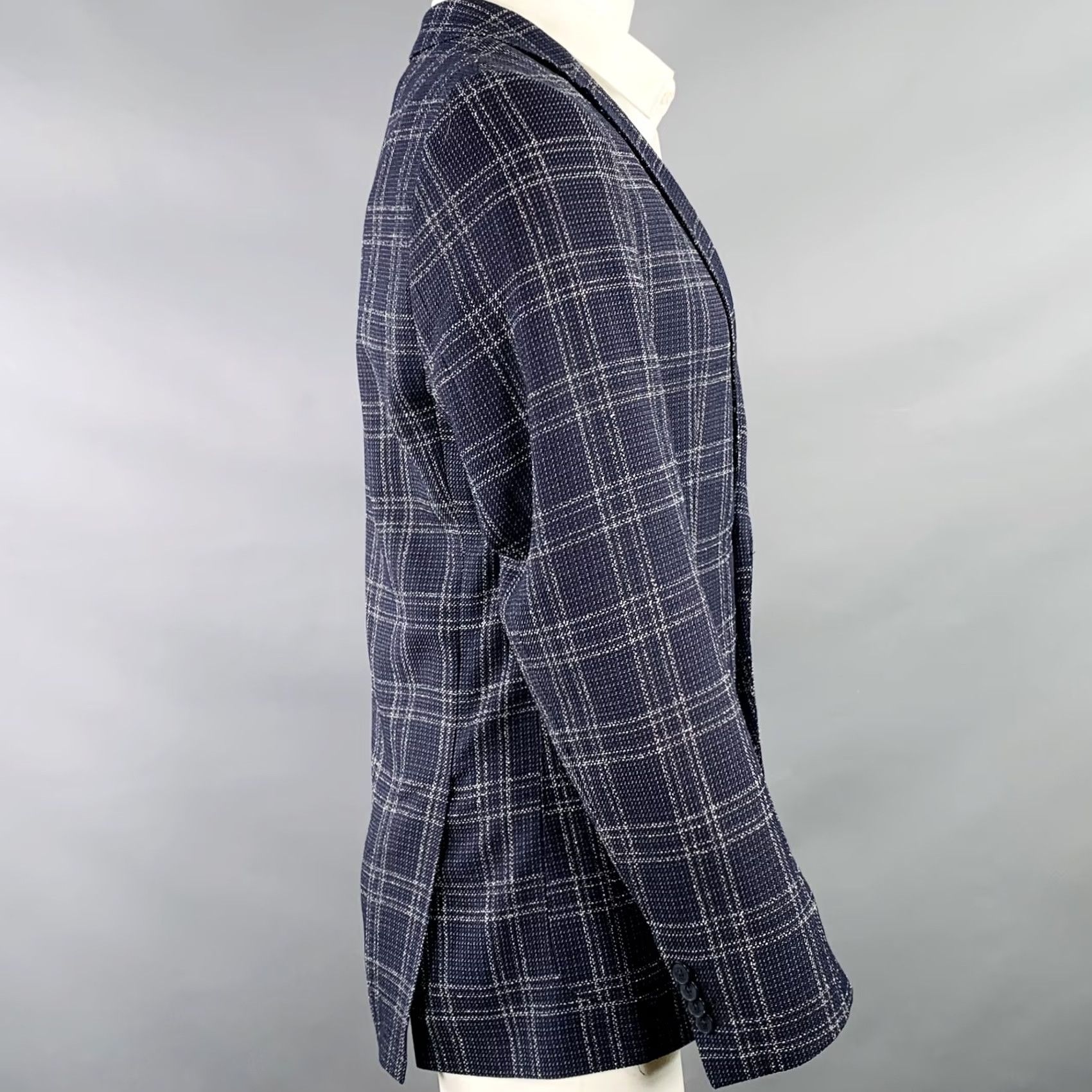 Hugo Boss HUGO BOSS Sport Coat Navy White Plaid Virgin Wool Blend Size 40 Mens Size US XXS / EU 40 - 3 Thumbnail