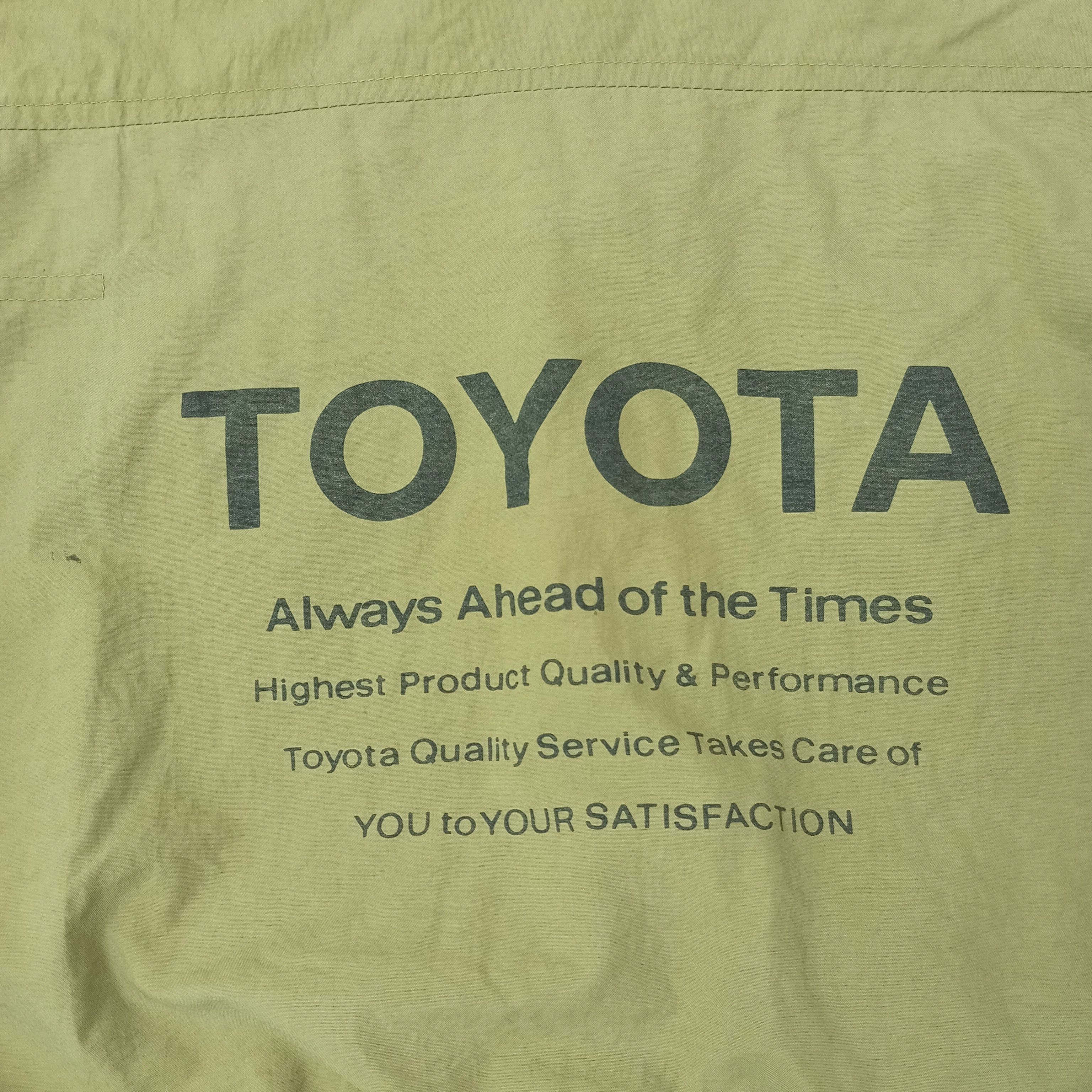 Japanese Brand Vintage Toyota Japanese Motorsports Racing Jacket c238n11 Size US M / EU 48-50 / 2 - 2 Thumbnail