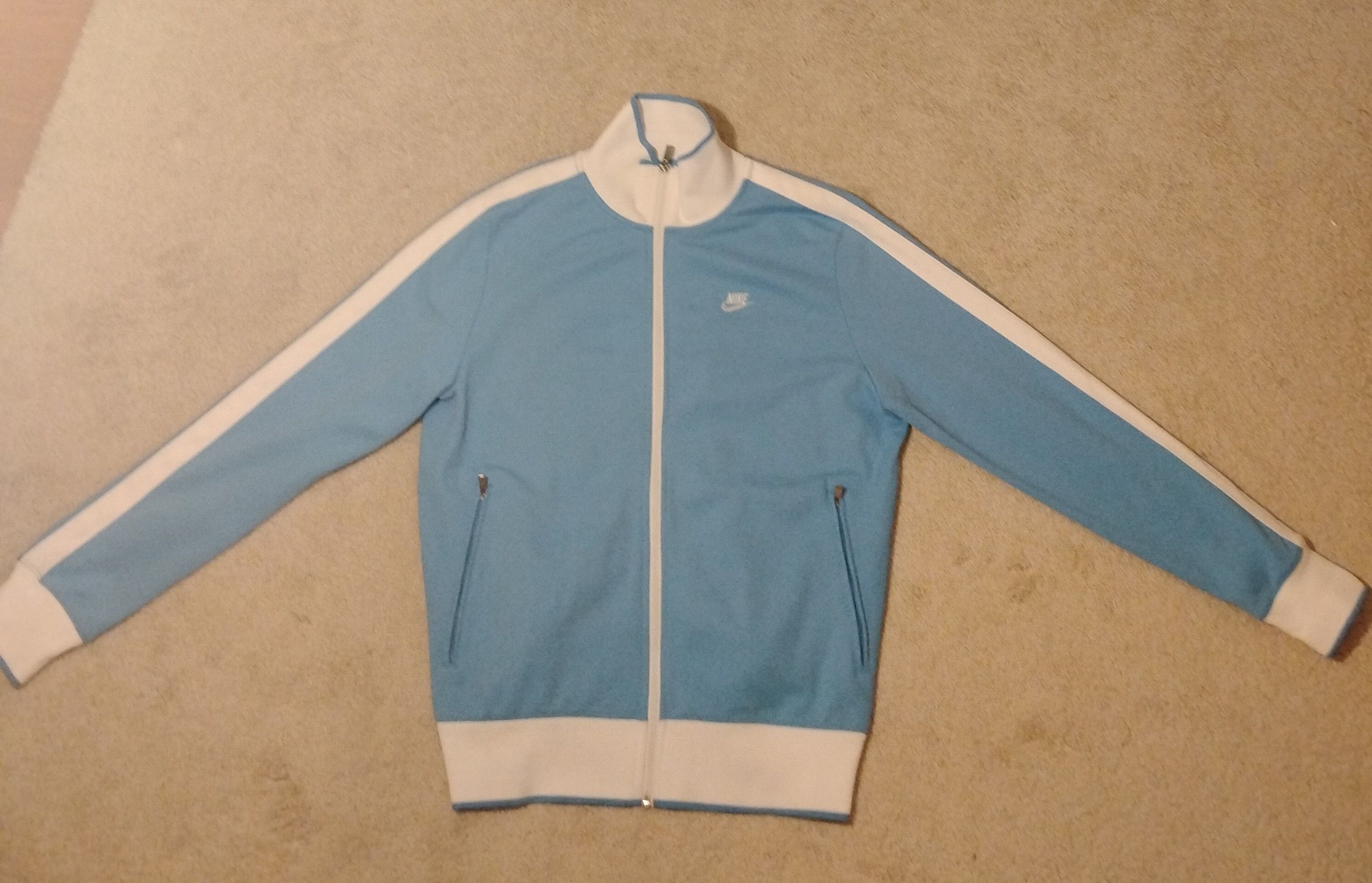 Nike Vintage Nike UNC Blue / White Full Zip Large Track Jacket Size US L / EU 52-54 / 3 - 1 Thumbnail