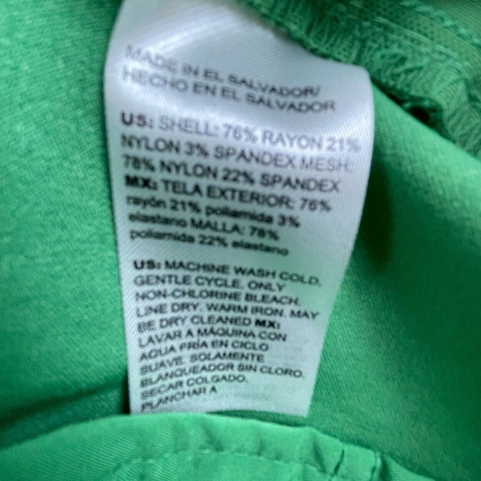 Chicos Chico's Pants Womens 2.5/ 14 Green Straight Cropped Wide Leg Size 36" / US 14 / IT 50 - 8 Thumbnail