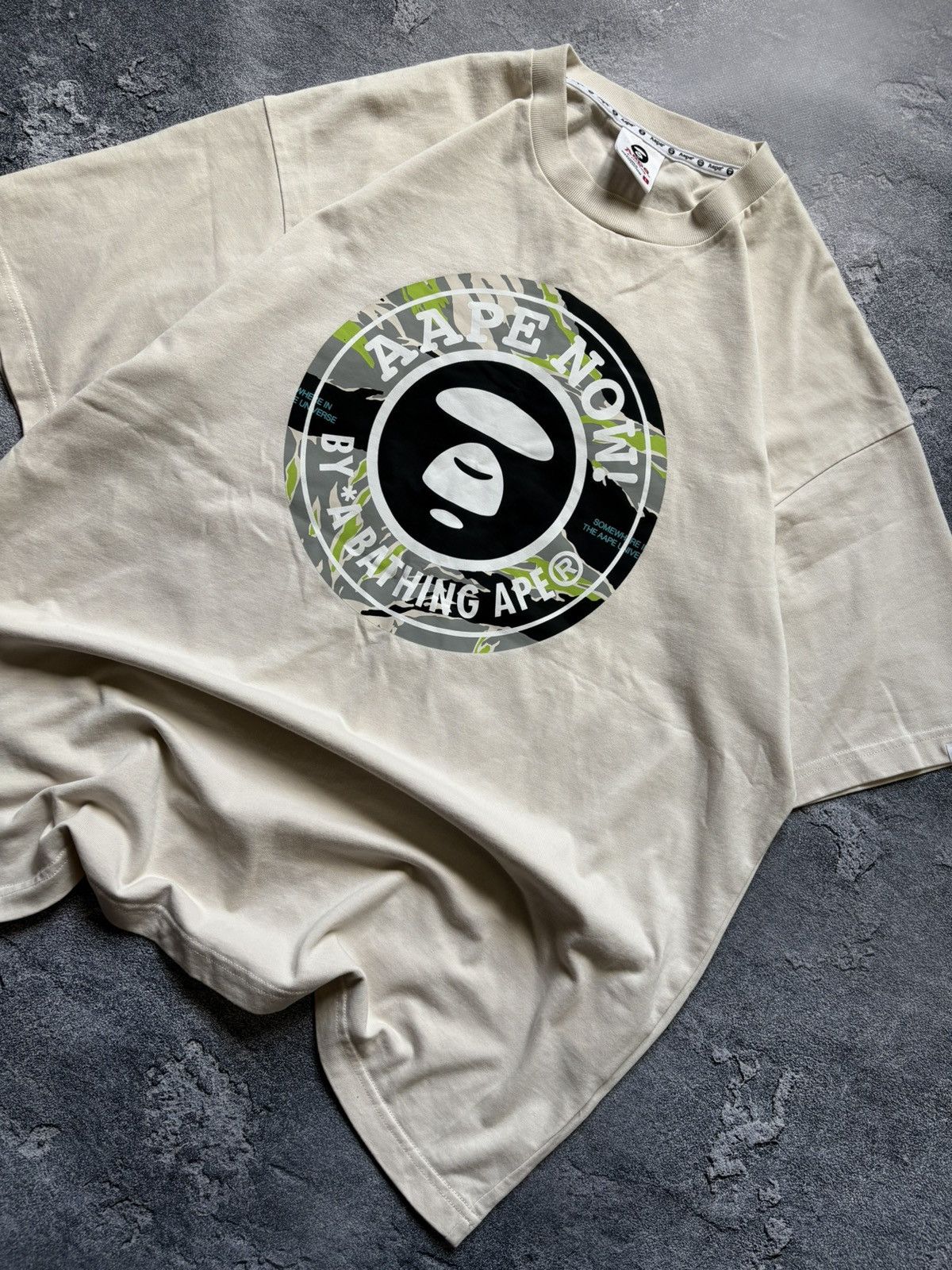Aape Aape By A Bathing Ape Unvs Moonface Camo Logo Y2K T Shirt Size US L / EU 52-54 / 3 - 3 Thumbnail