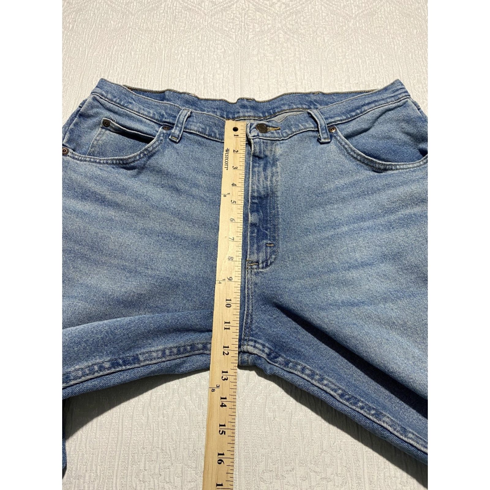 Wrangler VINTAGE Wrangler Jeans Mens 36x30 Blue Premium Quality Comfort Fit Denim Straight Leg Mens Size US 36 / EU 52 - 6 Thumbnail