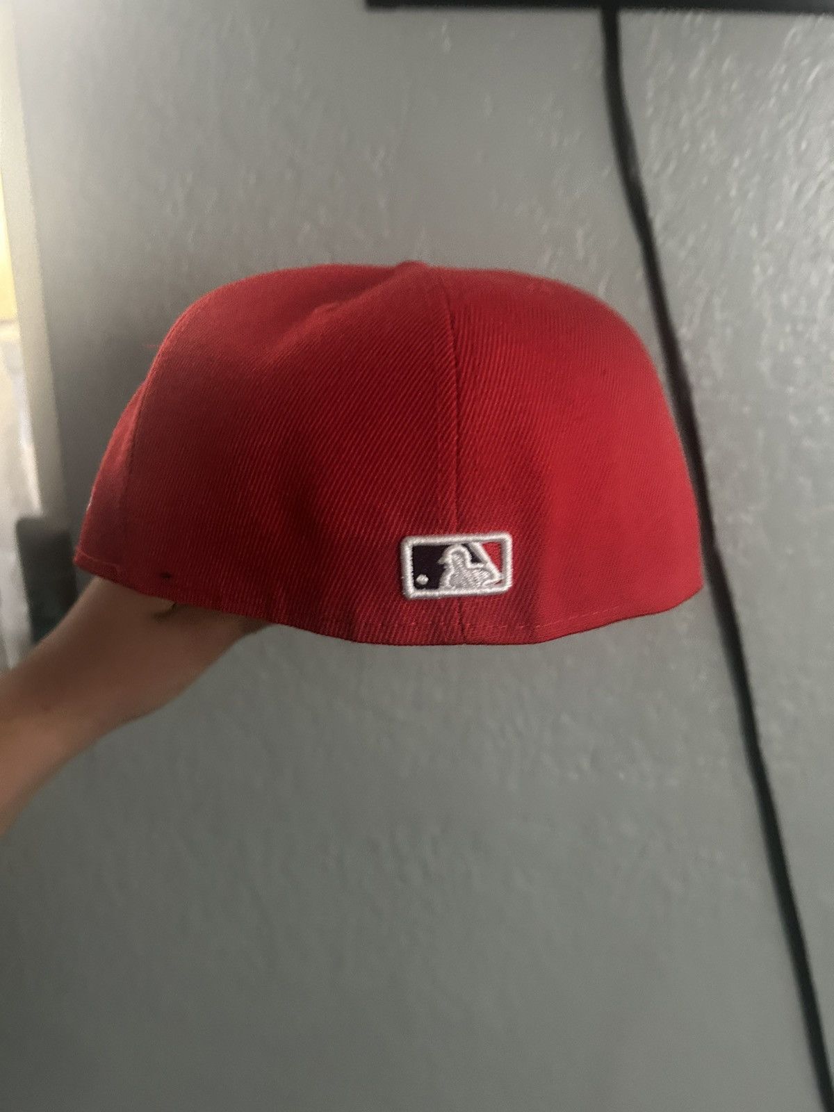 New Era Red 71/8 Phillies hat Size ONE SIZE - 3 Thumbnail