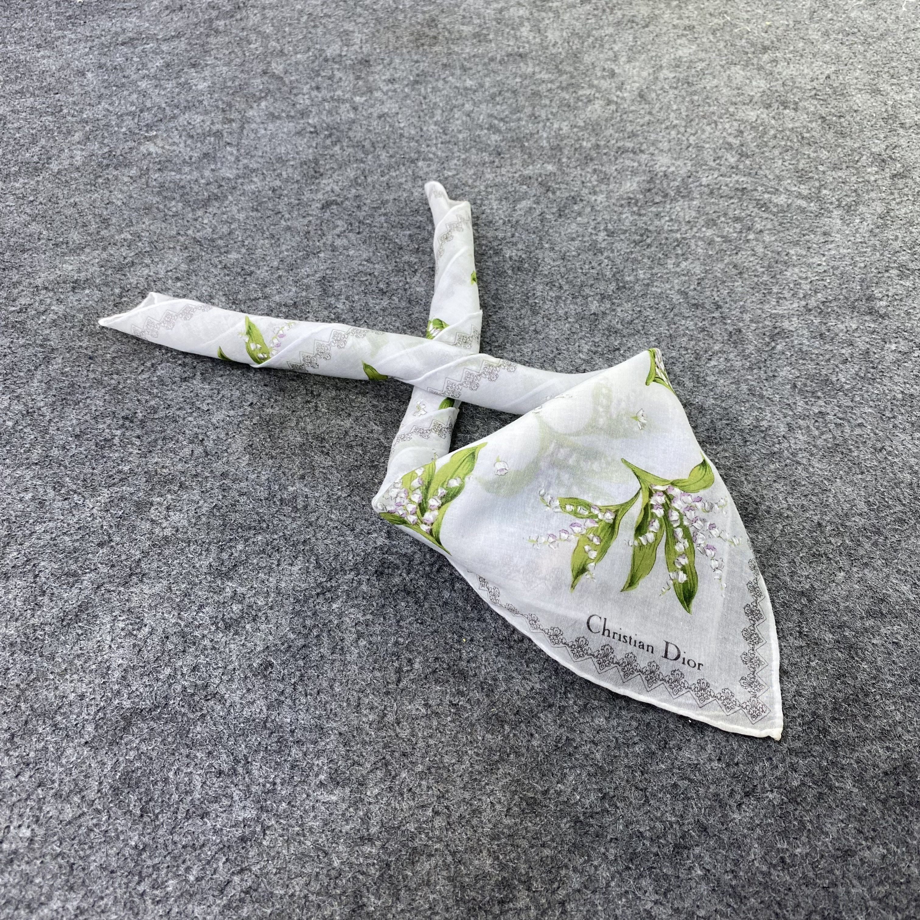 Japanese Brand Christian Dior Handkerchief / Bandana / Neckerchief-B2358 Size ONE SIZE - 1 Thumbnail