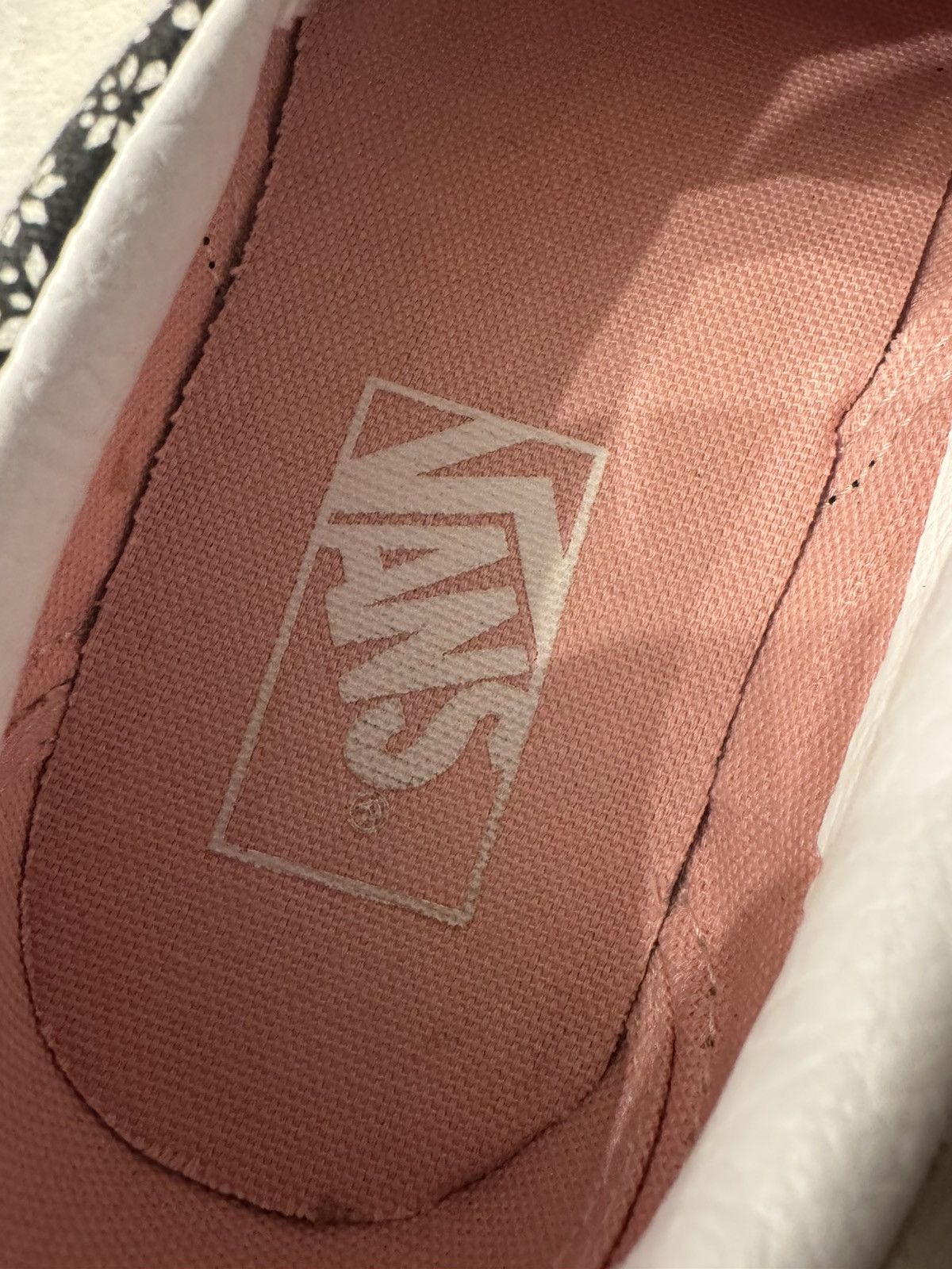 Vans EUC Vans Floral Patchwork Checkered Slip on in Marshmallow Size US 5.5 / EU 38 - 9 Thumbnail