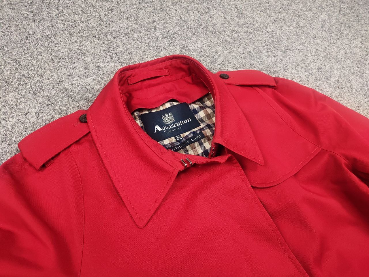 Aquascutum Aquascutum crafted England red Trench coat Jacket lining Size L / US 10 / IT 46 - 10 Thumbnail