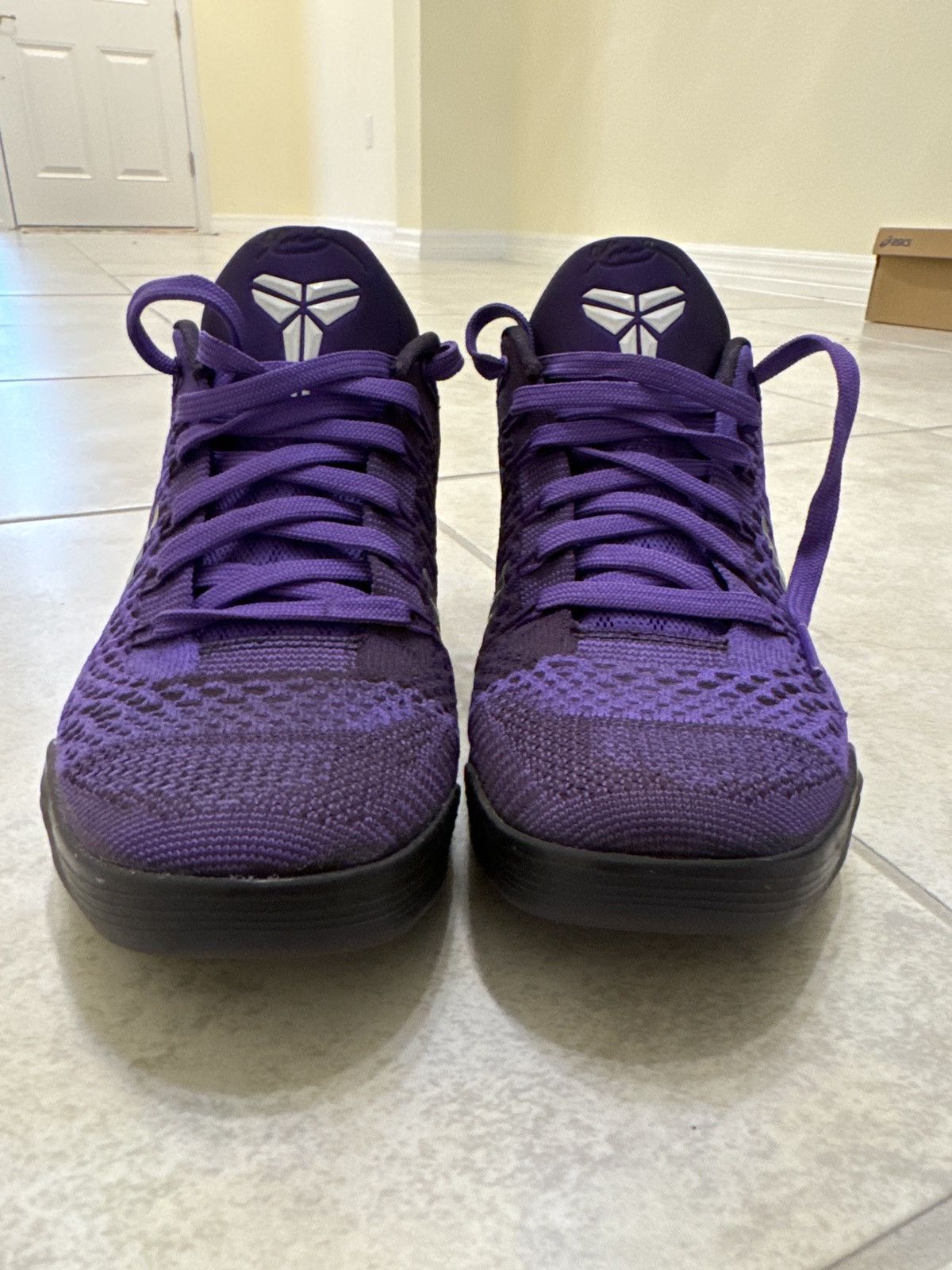 Nike Kobe 9 elite low moonwalker Size US 7 / EU 40 - 3 Thumbnail