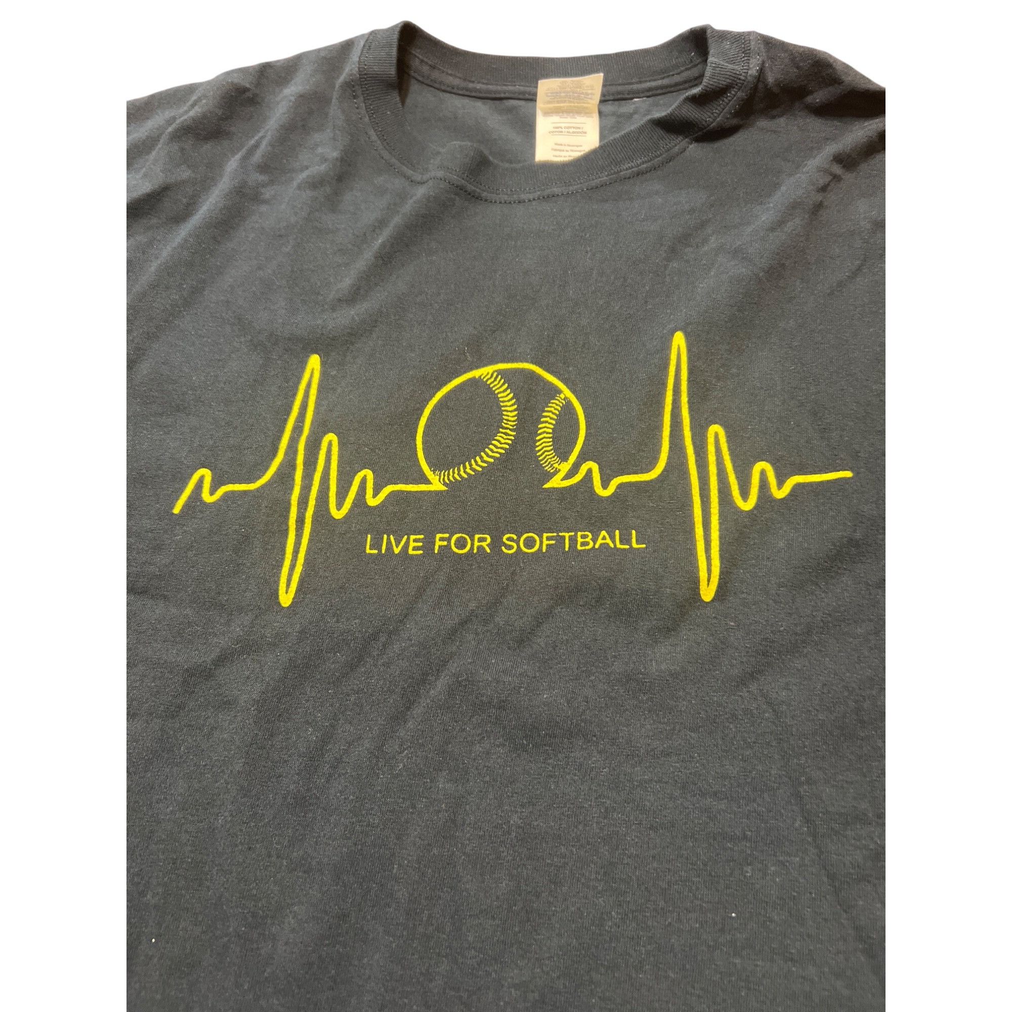 Gildan Live for Softball Heartbeat Shirt Black Gildan Ultra Cotton Size US XXL / EU 58 / 5 - 2 Thumbnail