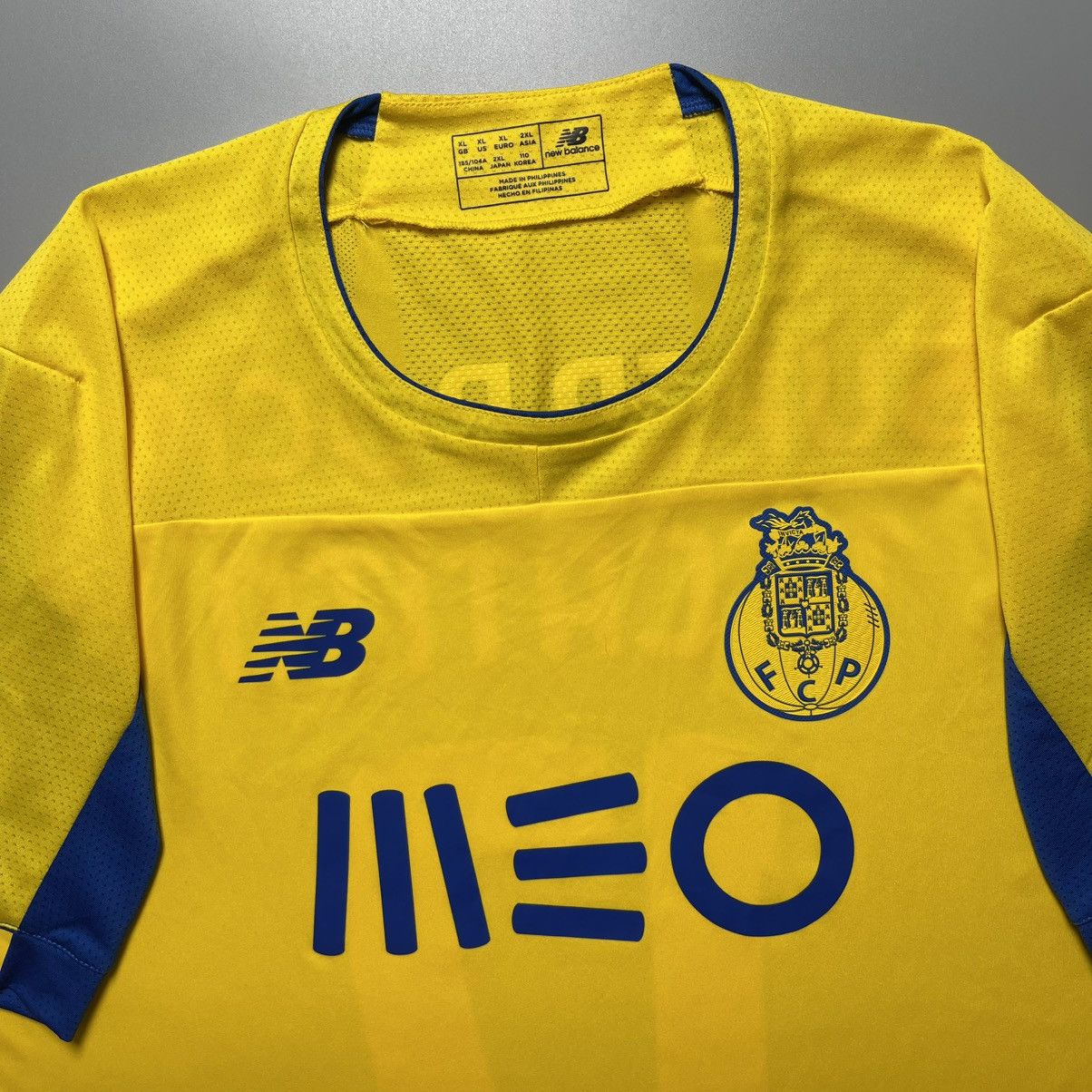 New Balance PORTO NEW BALANCE 2019/2020 FOOTBALL AWAY JERSEY #17 CORONA Size US XL / EU 56 / 4 - 4 Thumbnail