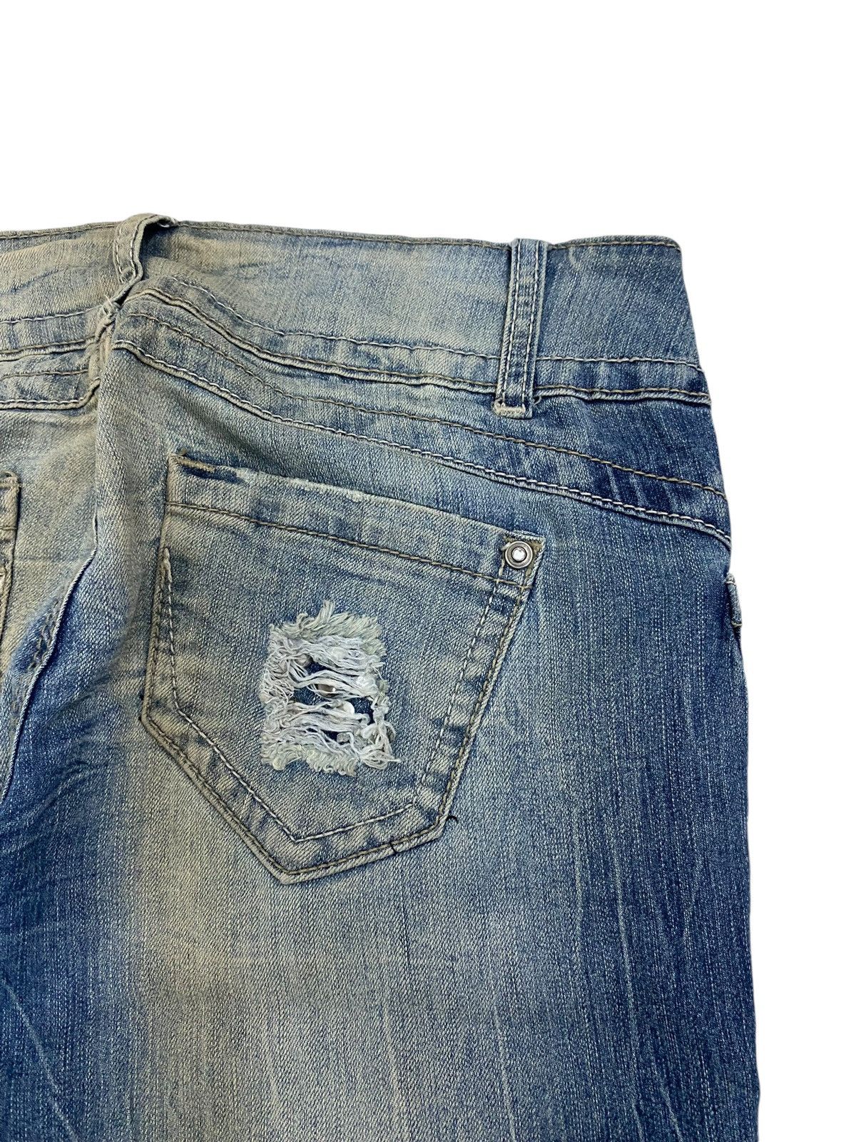 If Six Was Nine × Japanese Brand × Le Grande Bleu (L.G.B.) Flare Bongo Denim Japan Mud Washed Distress Emblishh Clawn Size US 31 - 15 Thumbnail