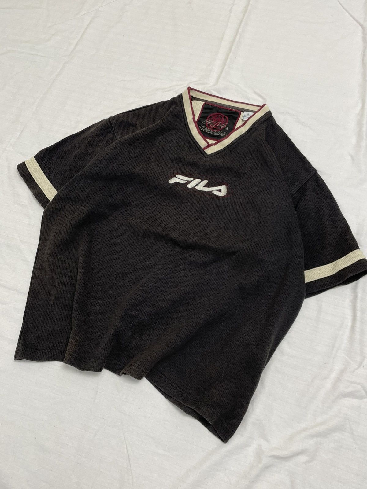 Fila VINTAGE FILA ITALIA JERSEY xRAREx MADE IN HONG KONG SIZE XL Size US XL / EU 56 / 4 - 3 Thumbnail