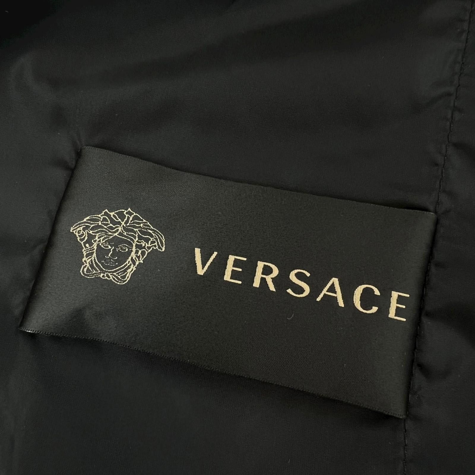 Versace Versace Black Windbreaker Jacket Size US M / EU 48-50 / 2 - 5 Thumbnail