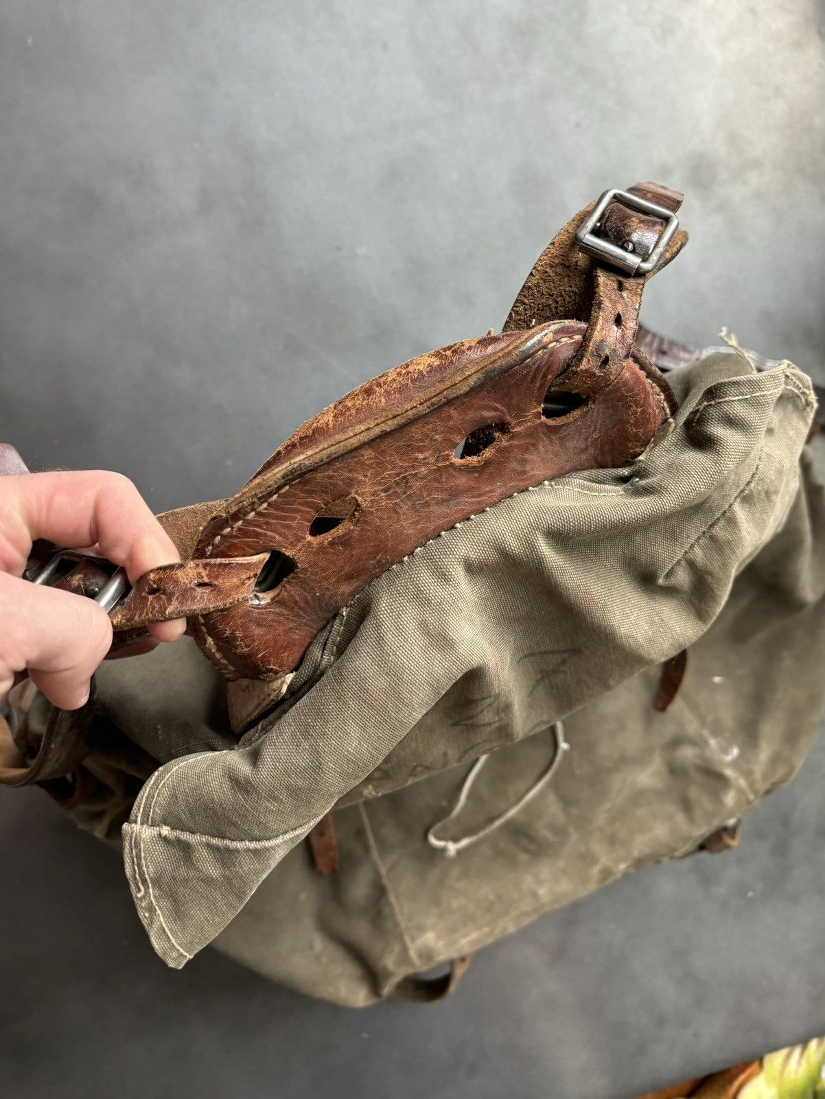 Vintage 1940s Swedish Backpack WW2 Vintage Army Hiking Metal Canvas Size ONE SIZE - 11 Thumbnail