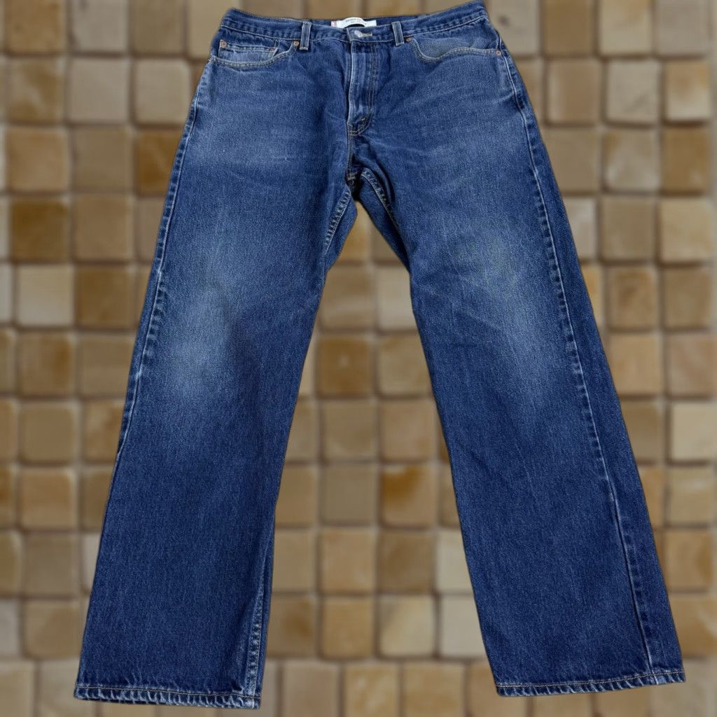 Levi's LEVI'S 505 MEN'S DENIM JEANS REGULAR FIT STRAIGHT LEG SIZE 38 X 32 BLUE Size US 38 / EU 54 - 1 Thumbnail