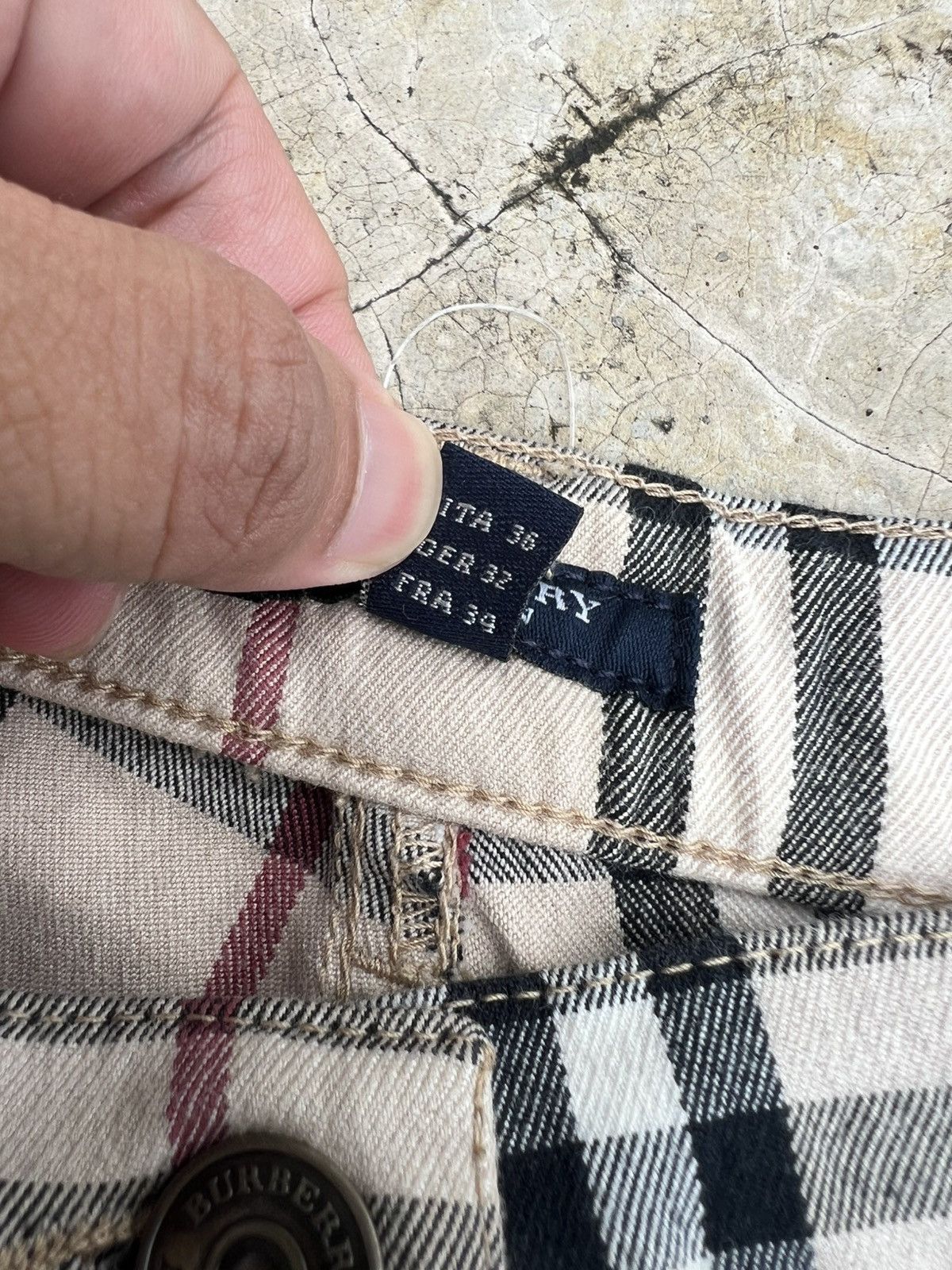 Burberry × Designer Burberry London Nova Check Pants Size 26" / US 2 / IT 38 - 5 Thumbnail