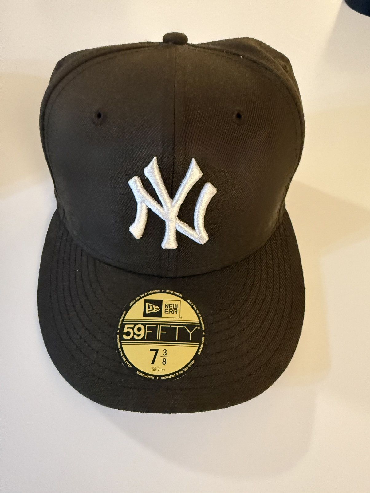 New Era Fitted hat 7 3/8 Size ONE SIZE - 1 Thumbnail