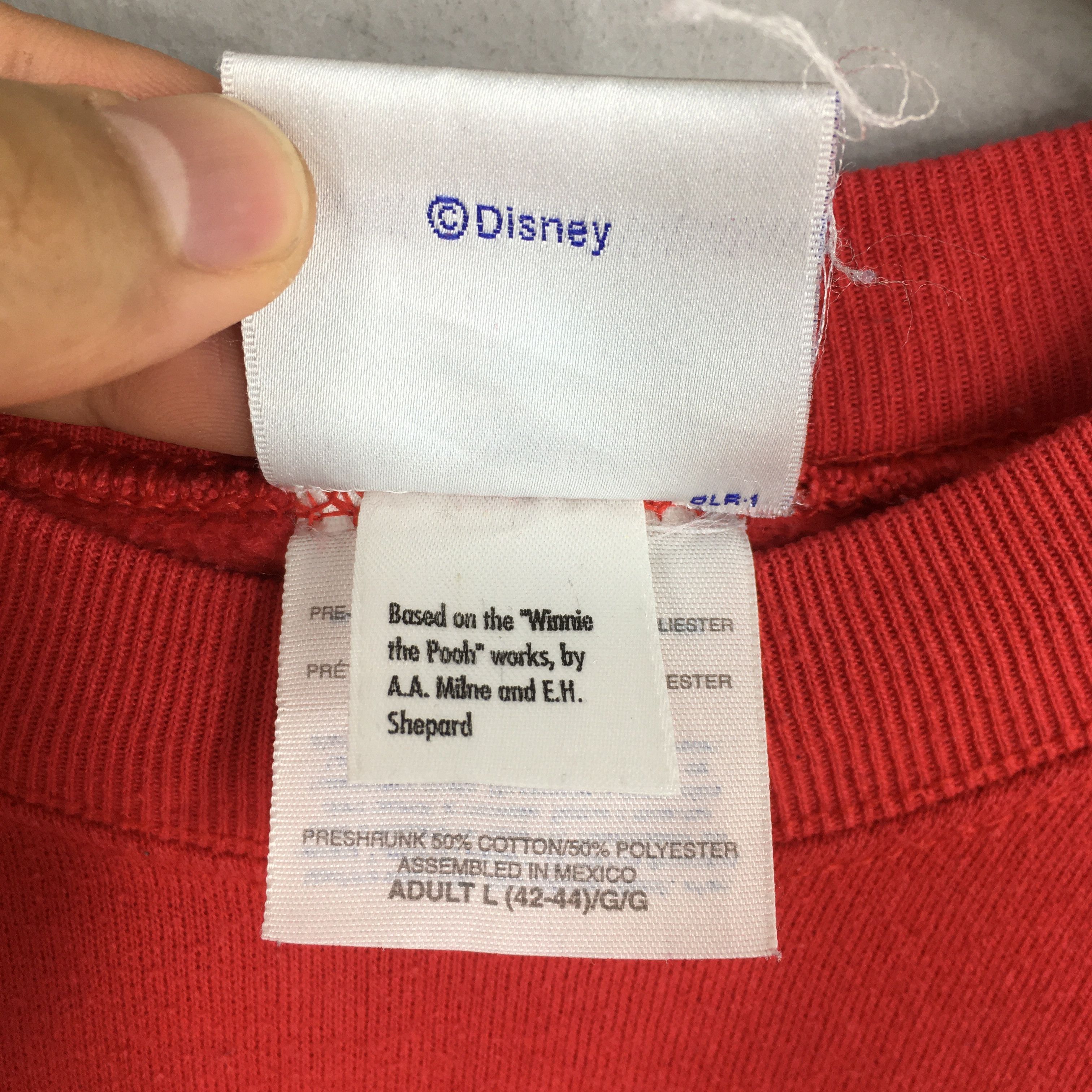 Disney Vintage Winnie The Pooh Red Sweatshirt Large Size US L / EU 52-54 / 3 - 7 Thumbnail