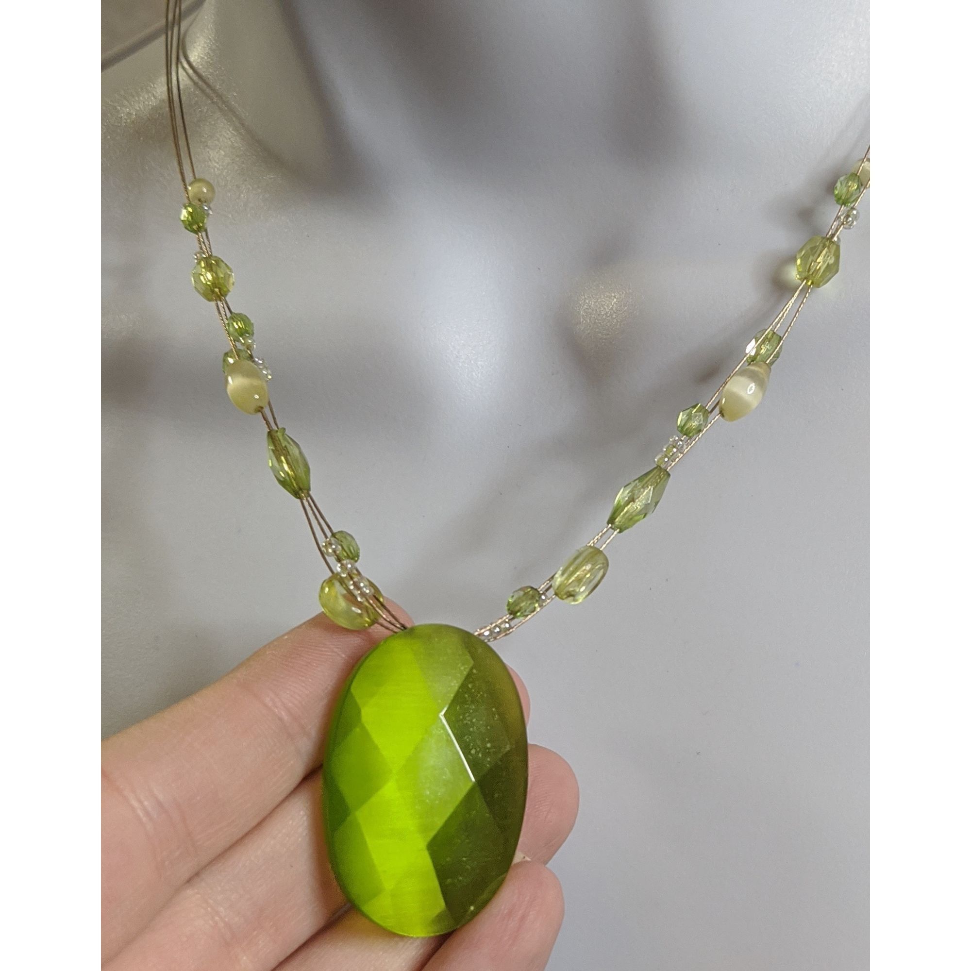 Other Mystical Green Faceted Oval Pendant Necklace With Beaded Str Size ONE SIZE - 5 Thumbnail