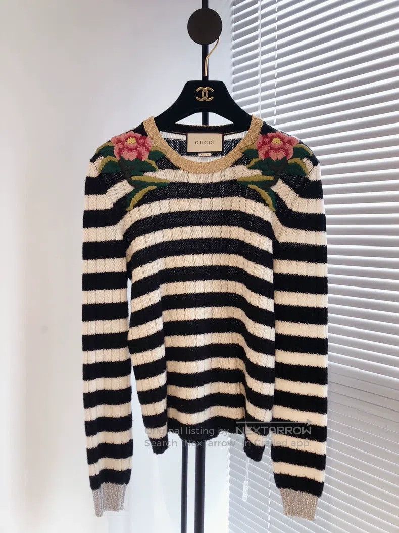 Gucci Gucci Floral embroidered horizontal striped sweater Size M / US 6-8 / IT 42-44 - 1 Thumbnail