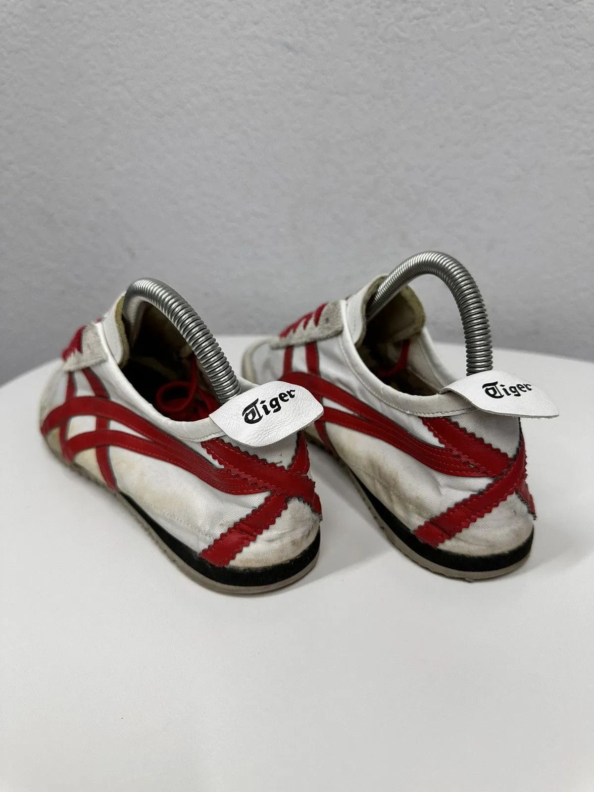 Vintage Vintage Asics Tiger Onitsuka Shoes Y2K Style Yellow Mexico Size US 9 / EU 42 - 7 Thumbnail