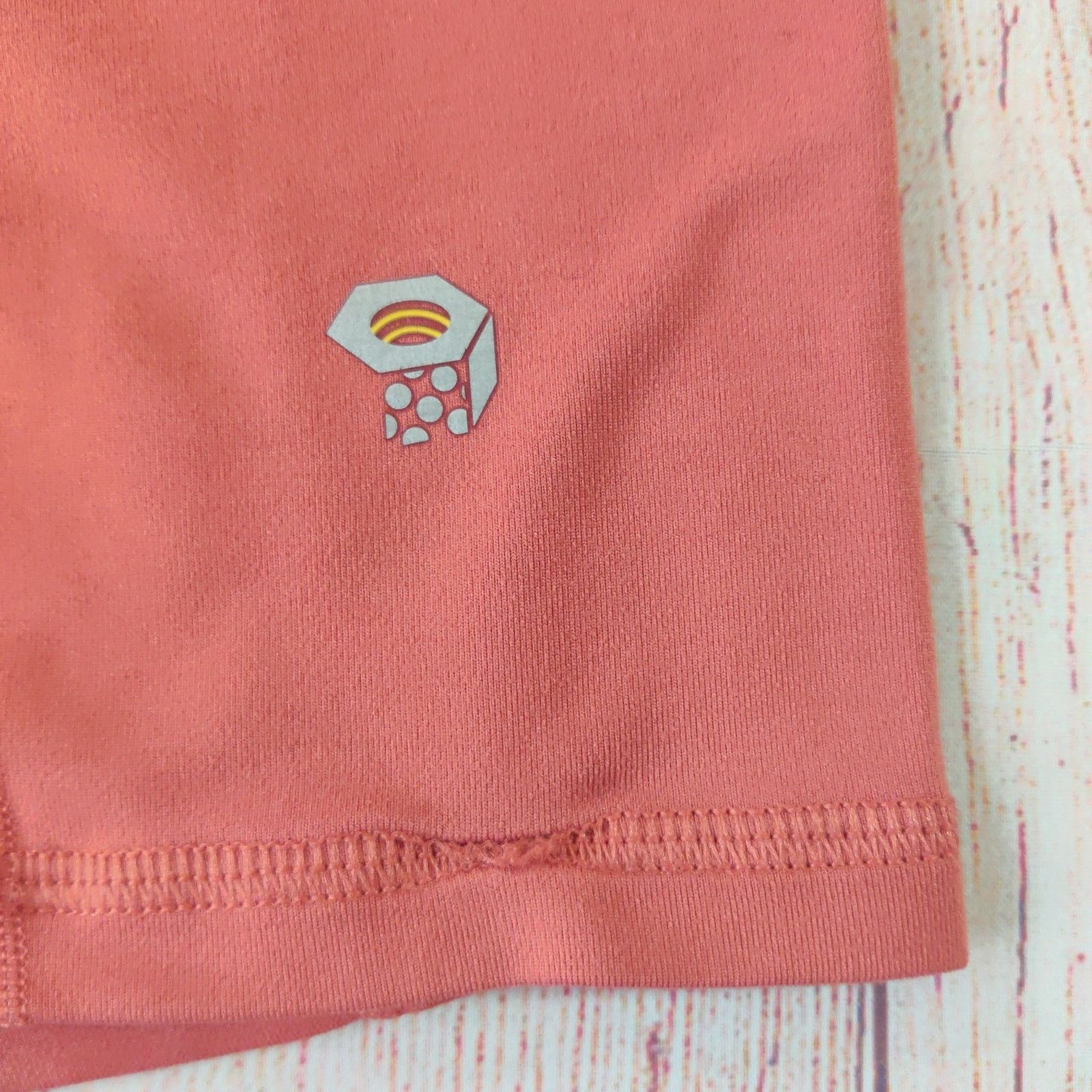 Mountain Hardwear Mountain Hardwear 1/2 zip performance top sz S Size S / US 4 / IT 40 - 8 Thumbnail